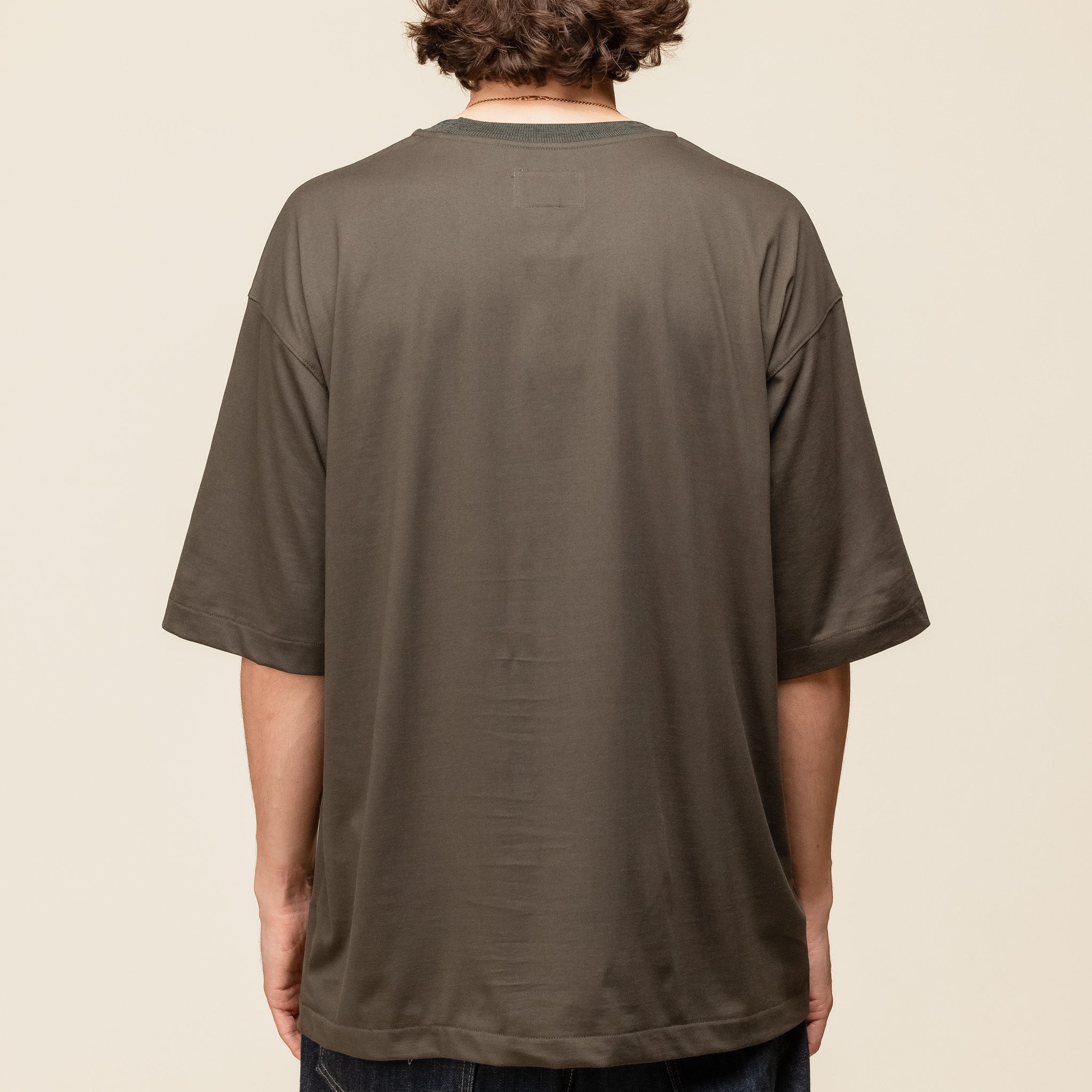 CS03241OS Still by Hand - Knitted Cotton Rib T-Shirt - Dark Olive