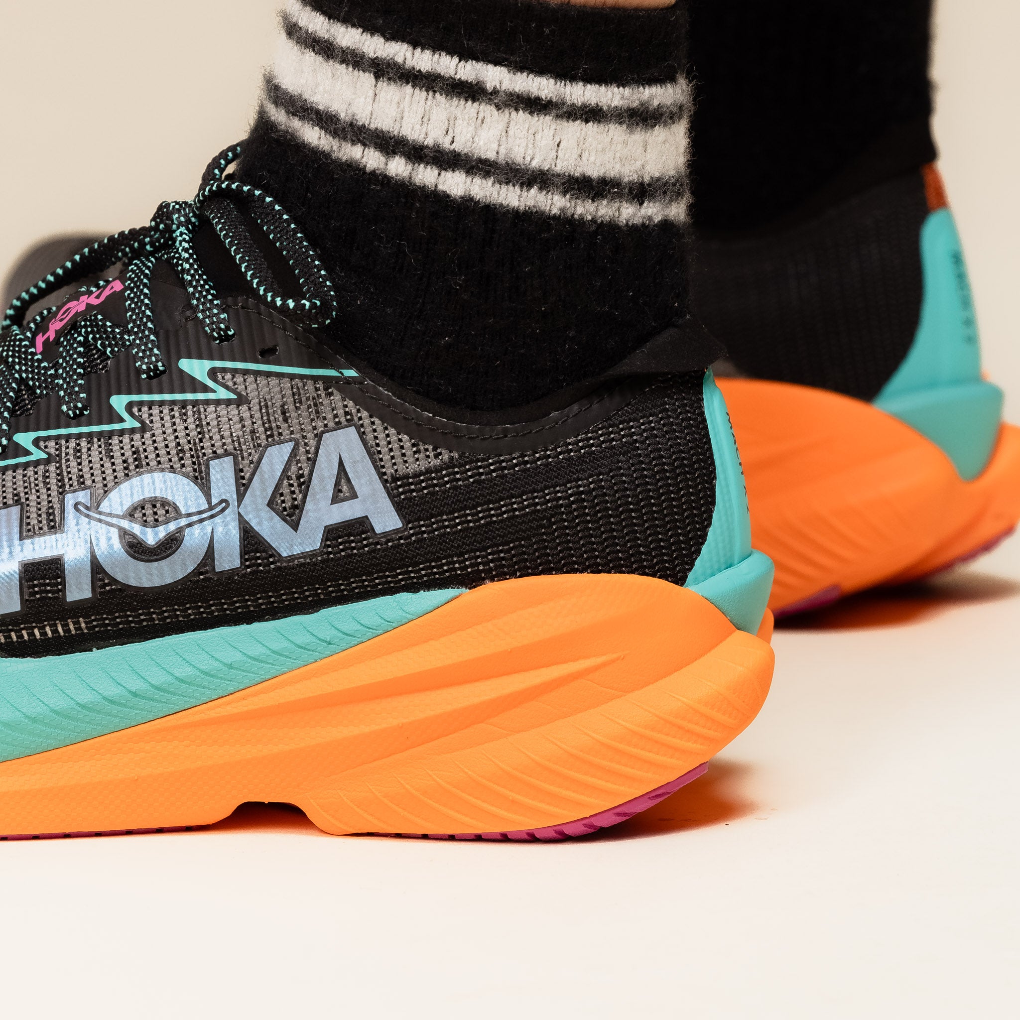 Hoka - Mach X 2 - Black / Electric Aqua Item No. 1155119