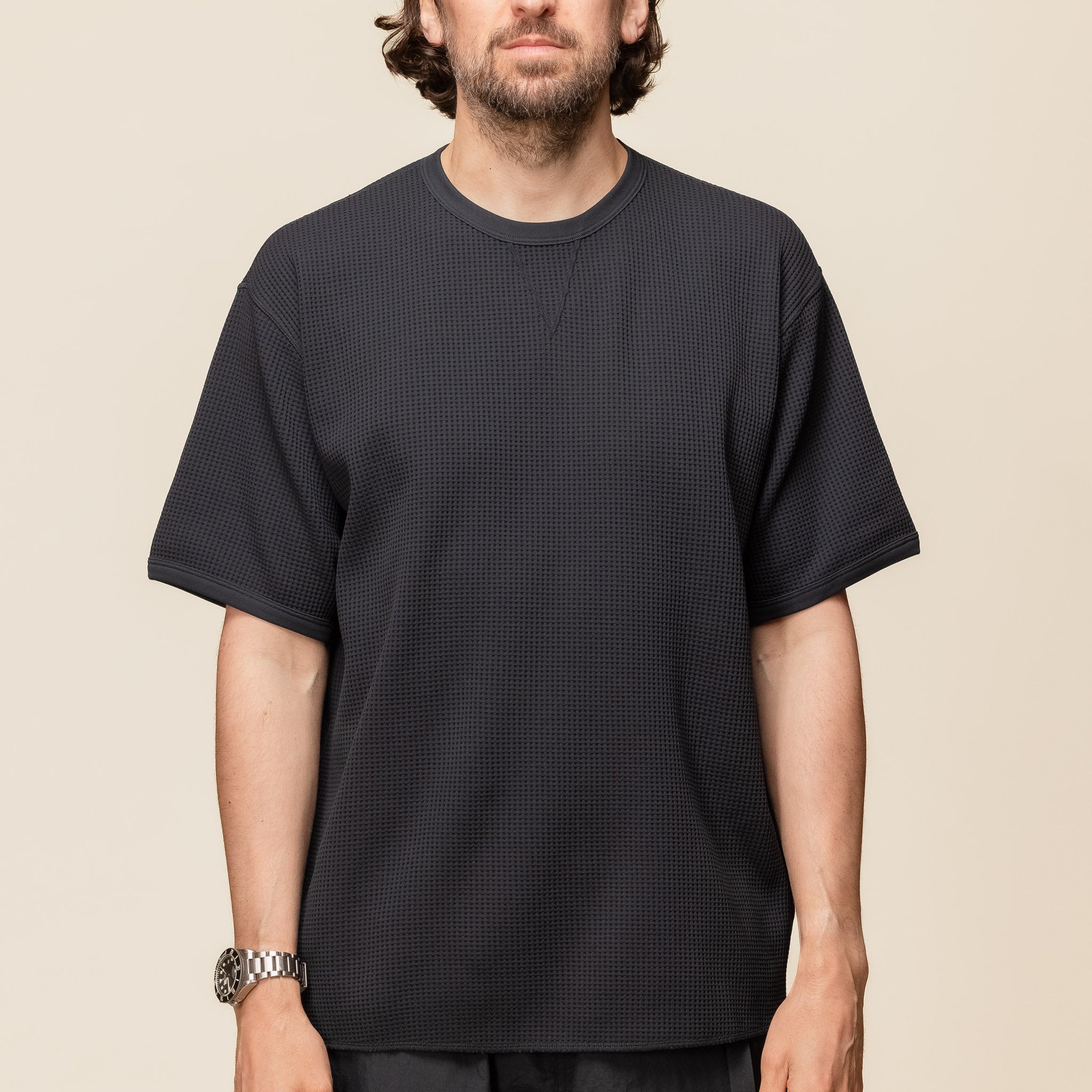 GM64104 Goldwin - Waffle Light Gusset T-Shirt - Black "Goldwin official website"