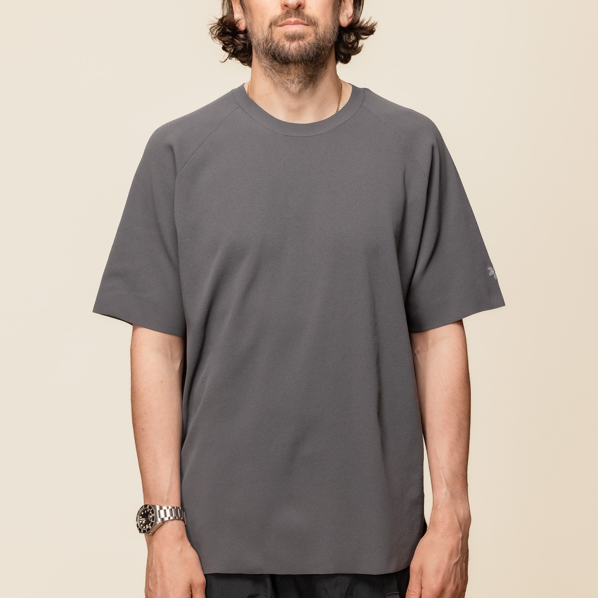 Goldwin - Smooth Dry Knit T-Shirt - Deep Charcoal GA64120 "Goldwin official website"