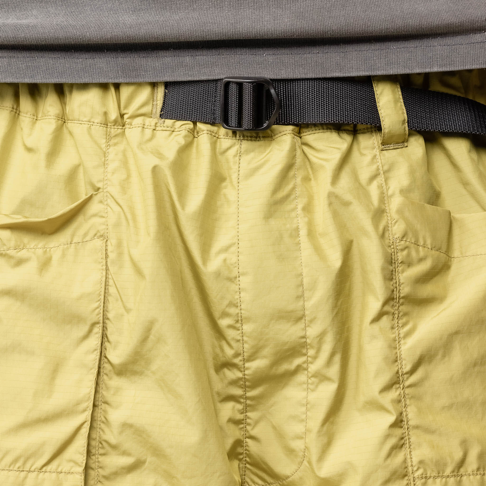 GM74152 Goldwin - Rip Stop Light Cargo Shorts - Acid Yellow "Goldwin official website"