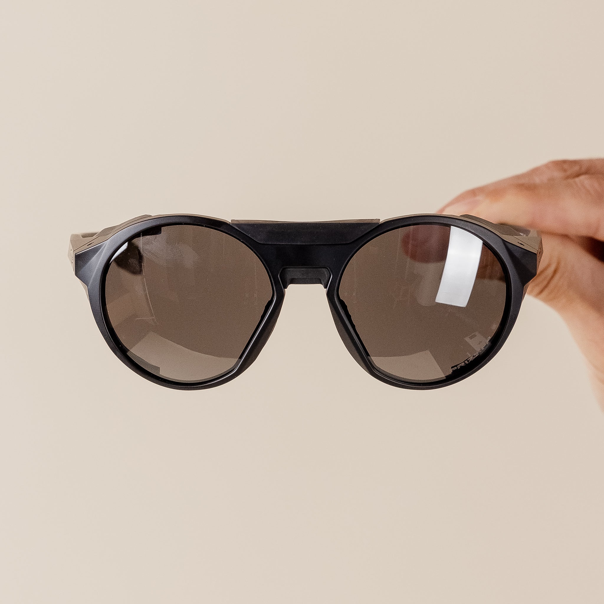 Oakley Holbrook PRIZM Black Sunglasses + Cyber Case – Green Gridiron, Inc.