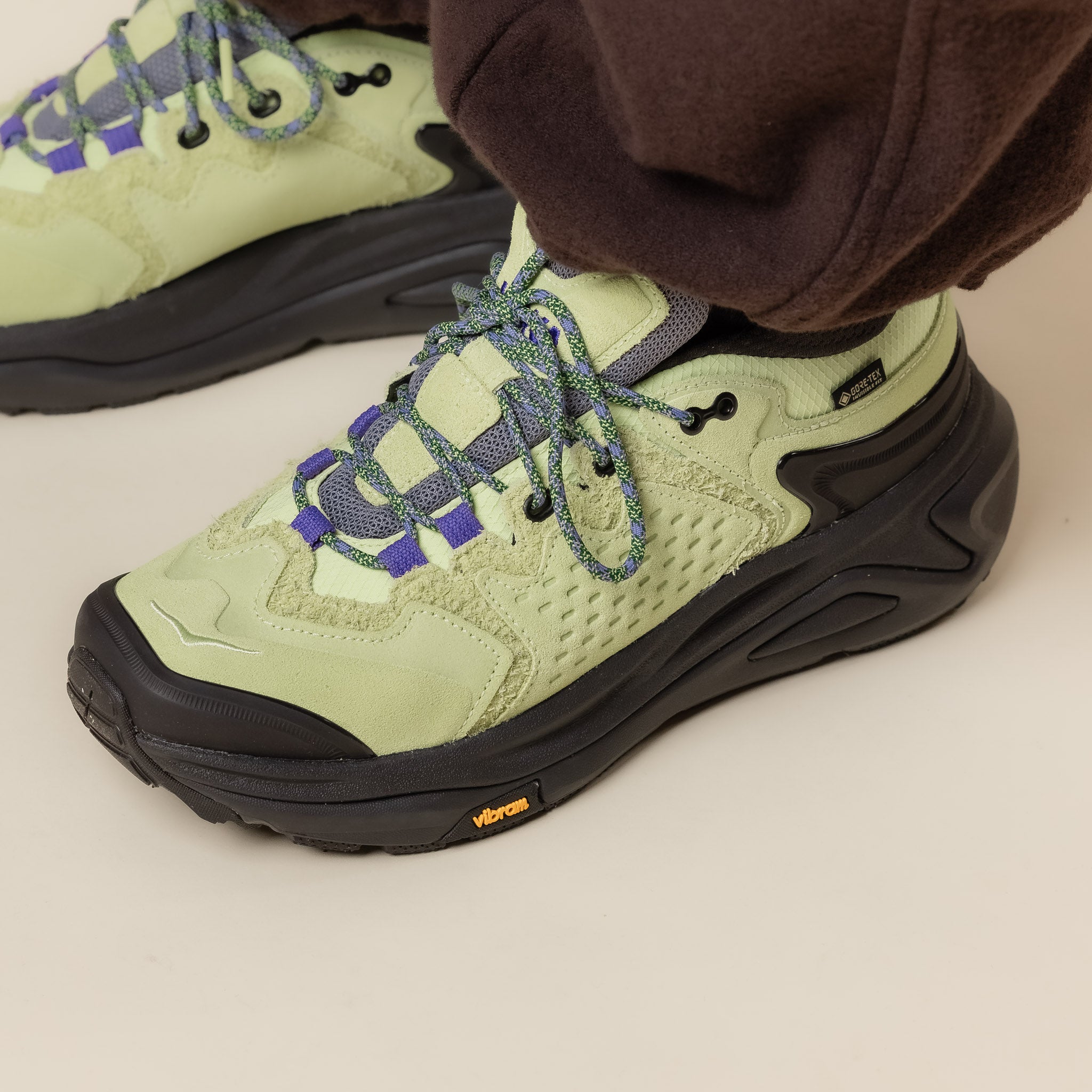 HOKA - Kaha 3 GORE-TEX Low Hiking Boots - Honeydew / Black