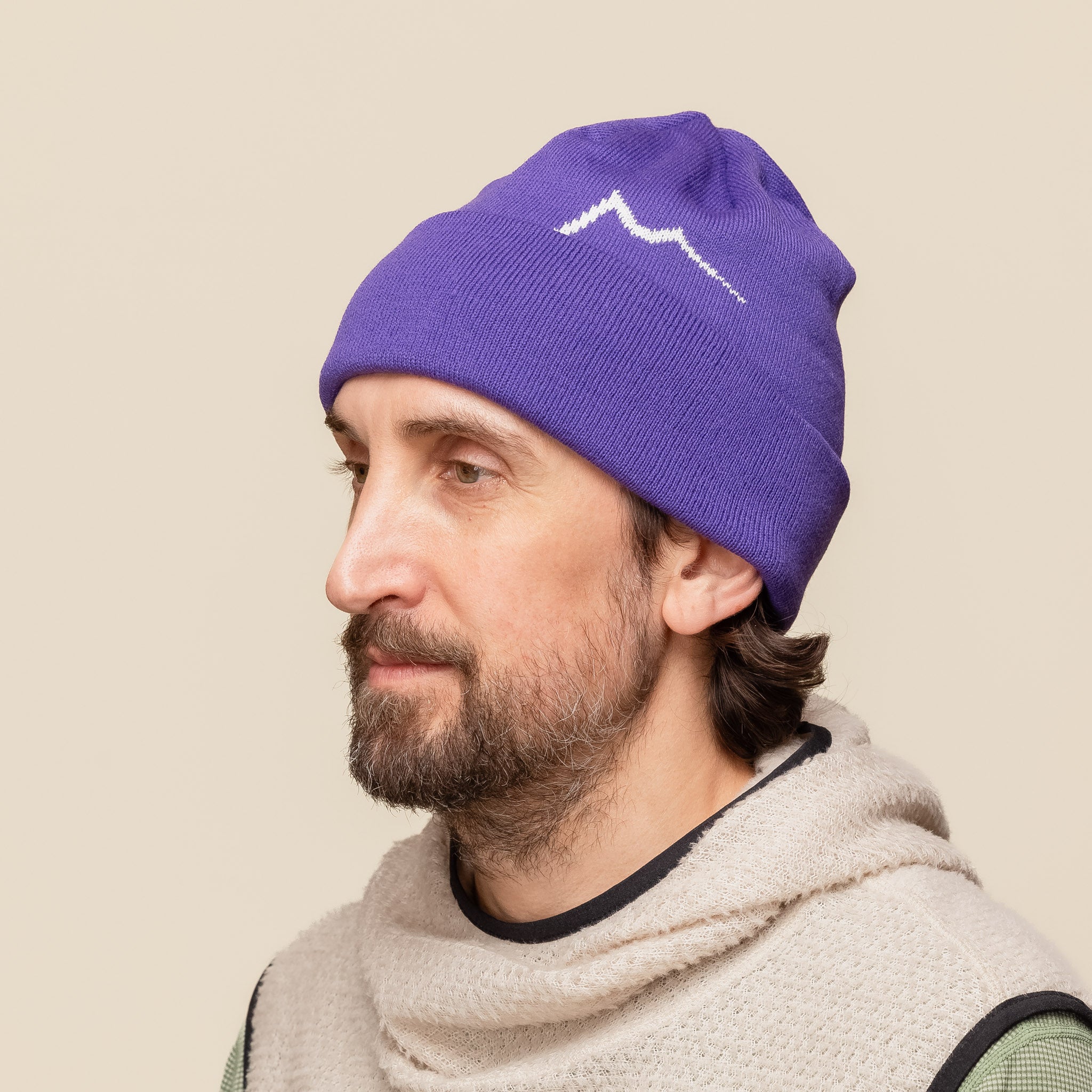 CAYL "Climb As You Love" - Acrylic Logo Beanie Long - Violet