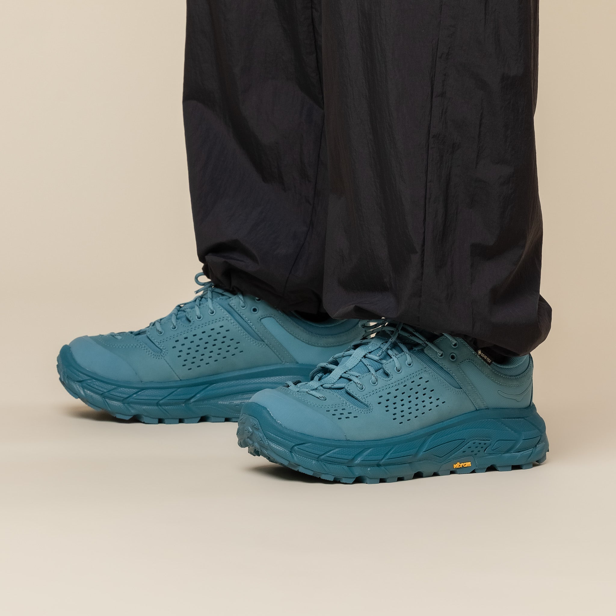 HOKA - Tor Ultra Lo Hiking Shoe - Aurora Aqua / Tidal Wave