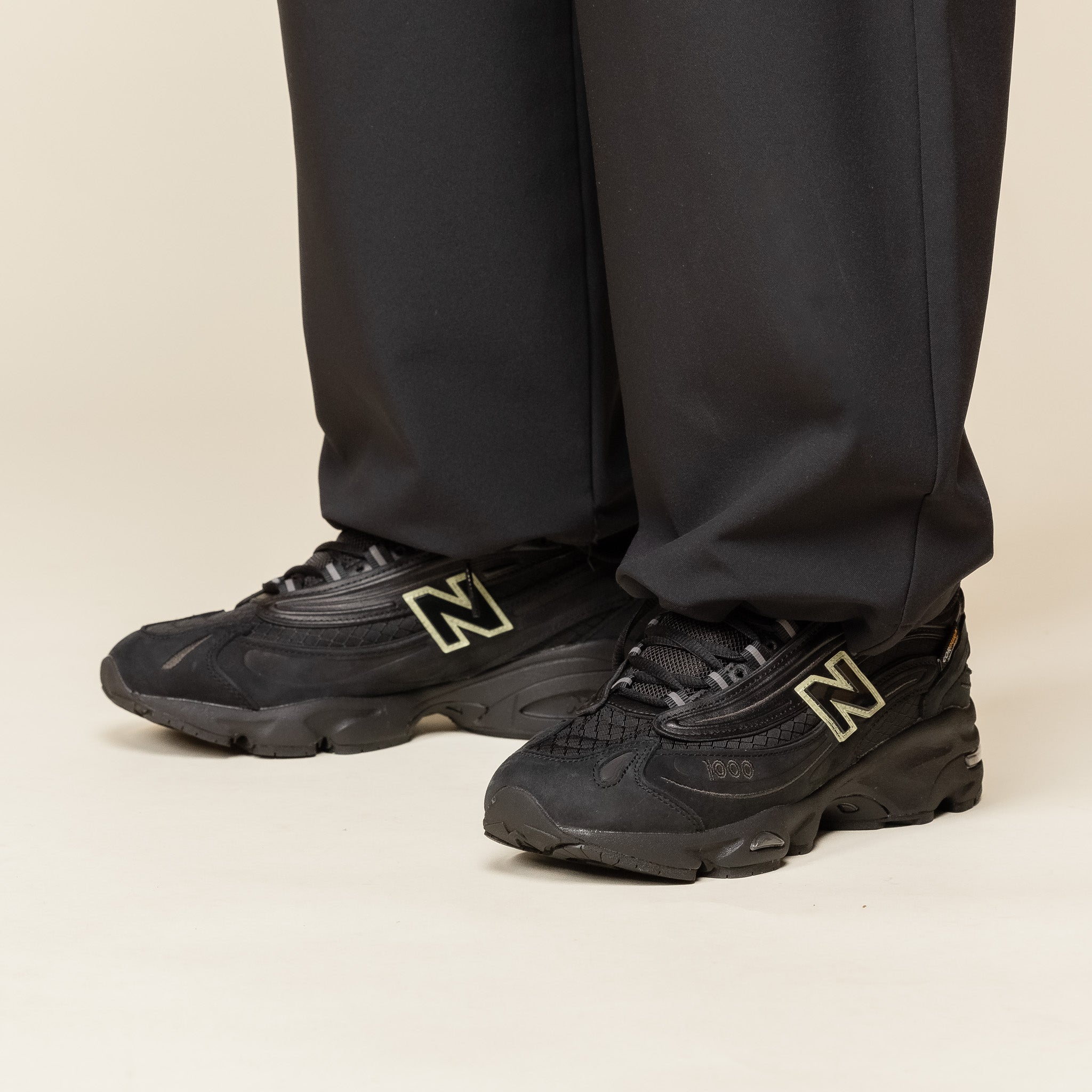 New Balance - M1000 Cordura - Black / Black M1000NBB