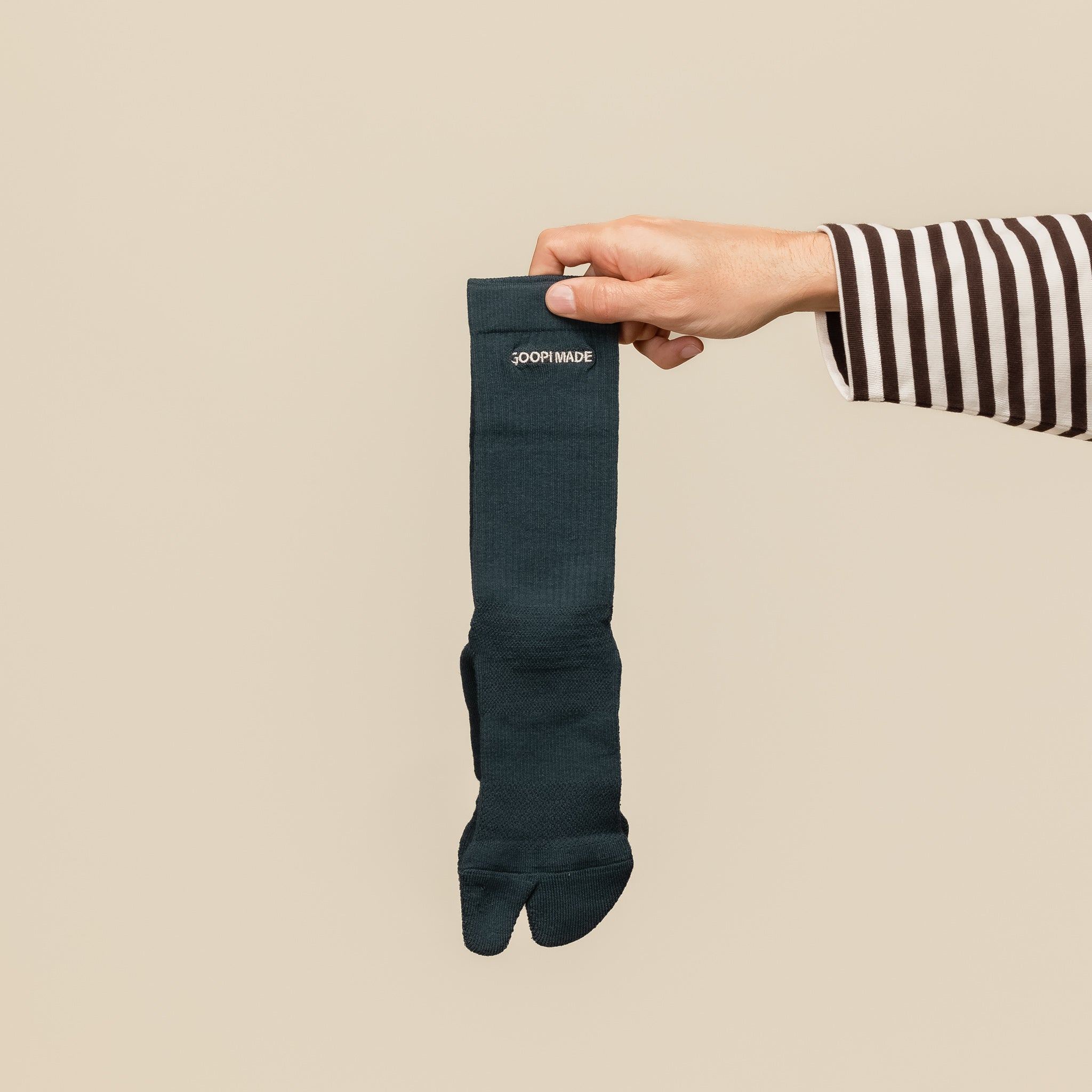 GOOPiMADE - “GKA-02” SOFTBOX COOLMAX® Tabi Socks - Ivory