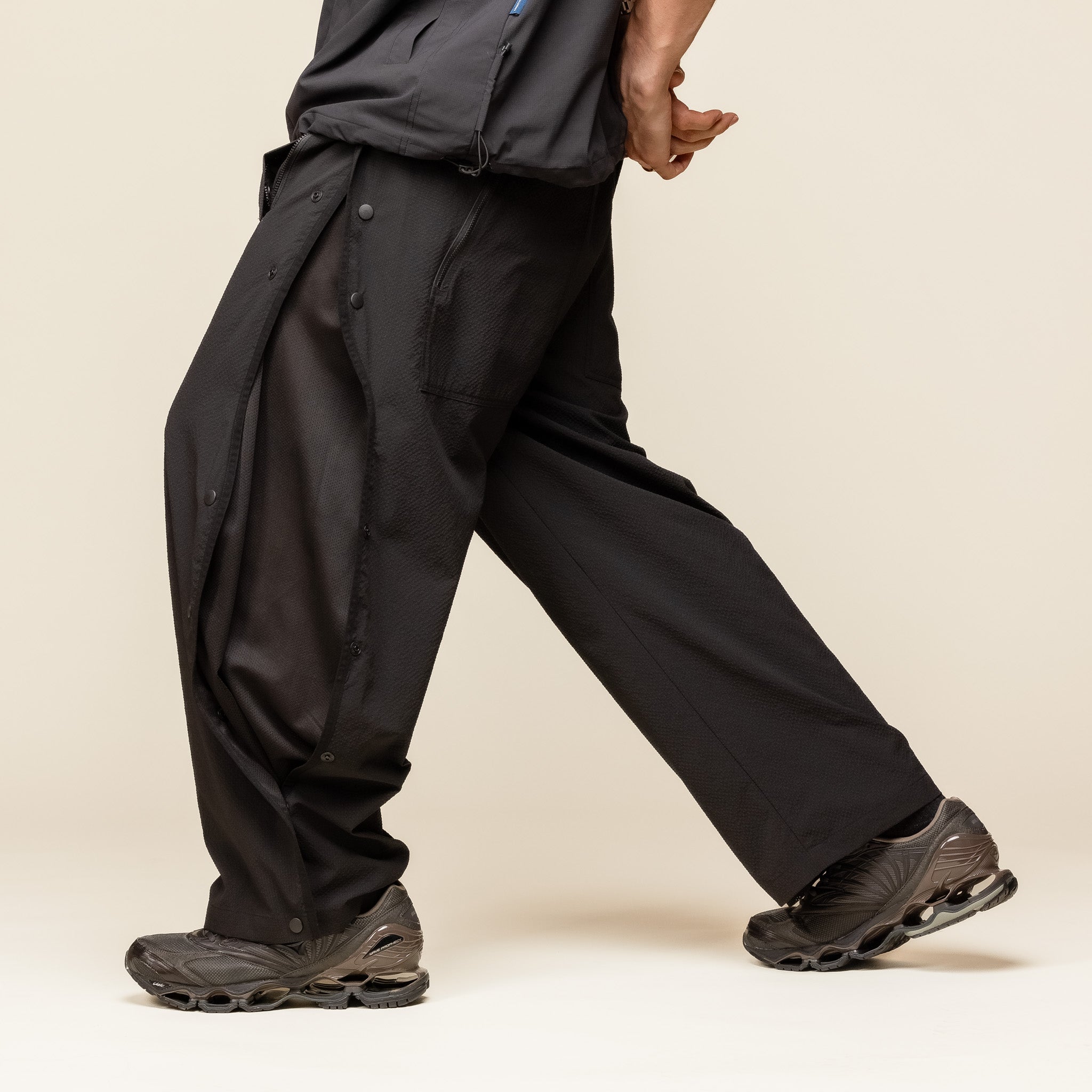 OqLiq - Tai Chi Line Tearaway Pants - Black "oqliq Taiwan" "oqliq clothing" "oqliq stockist"