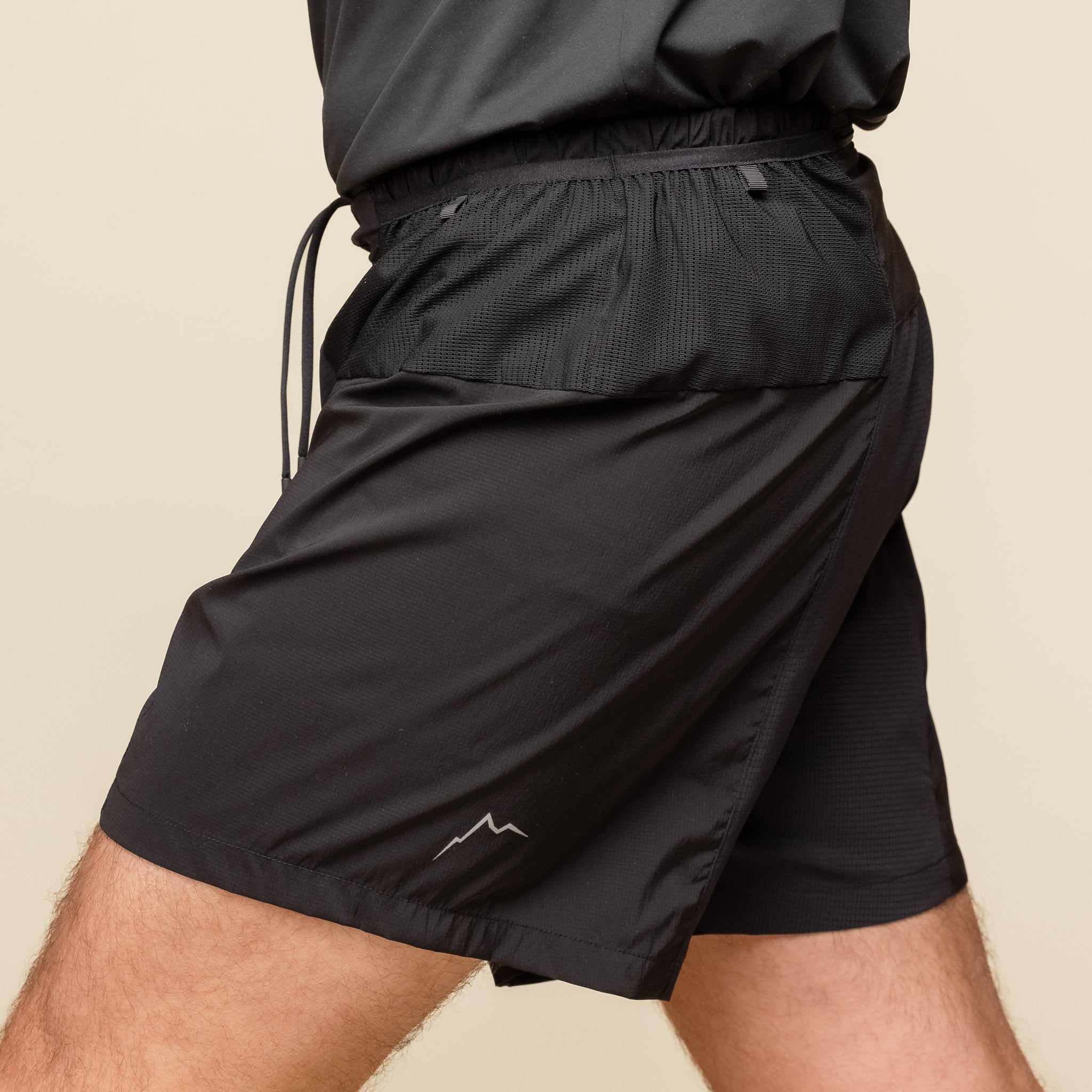 CAYL "Climb As You Love" - Light Flow Shorts - Black