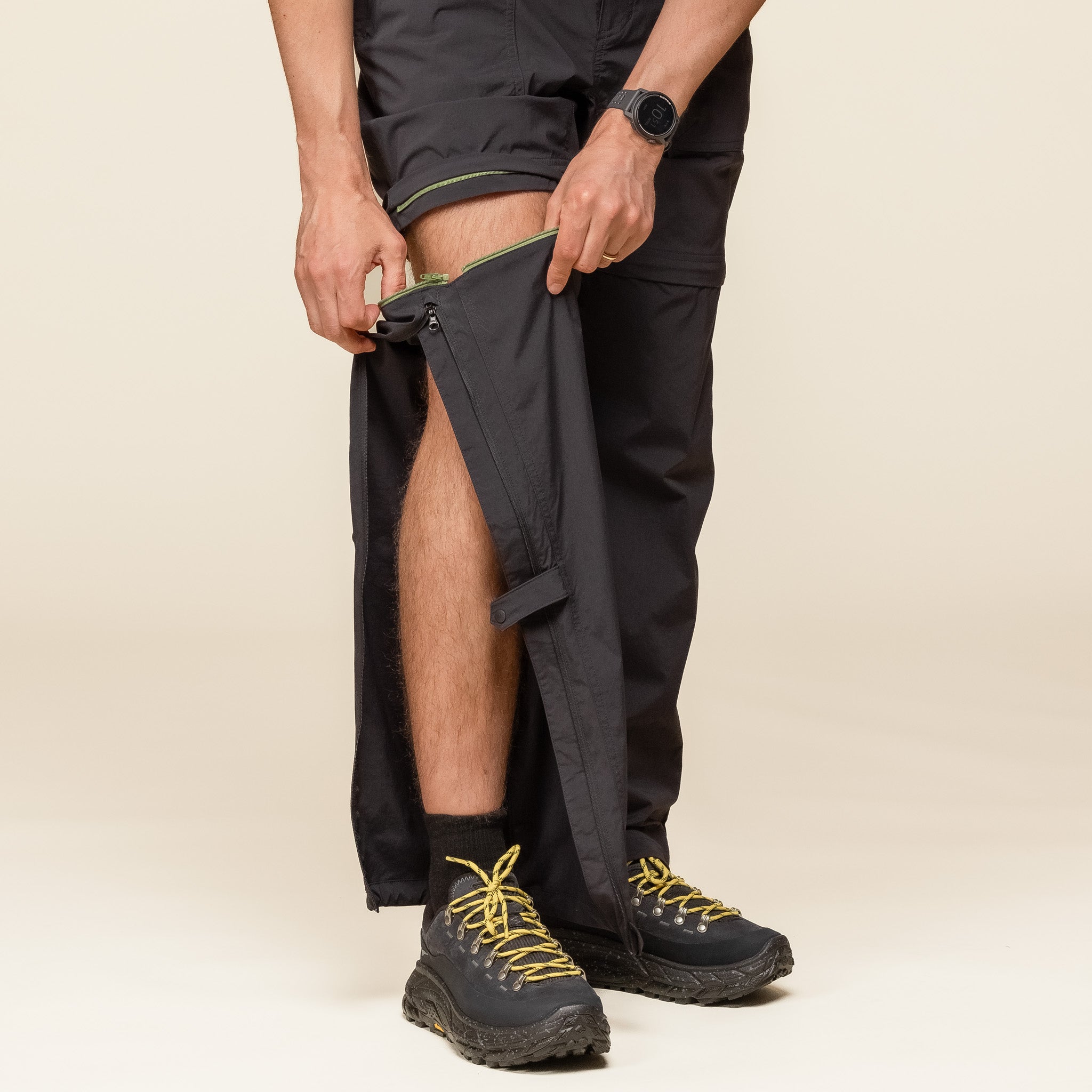 CAYL "Climb As You Love" - 2 Way Hiking Pants - Black