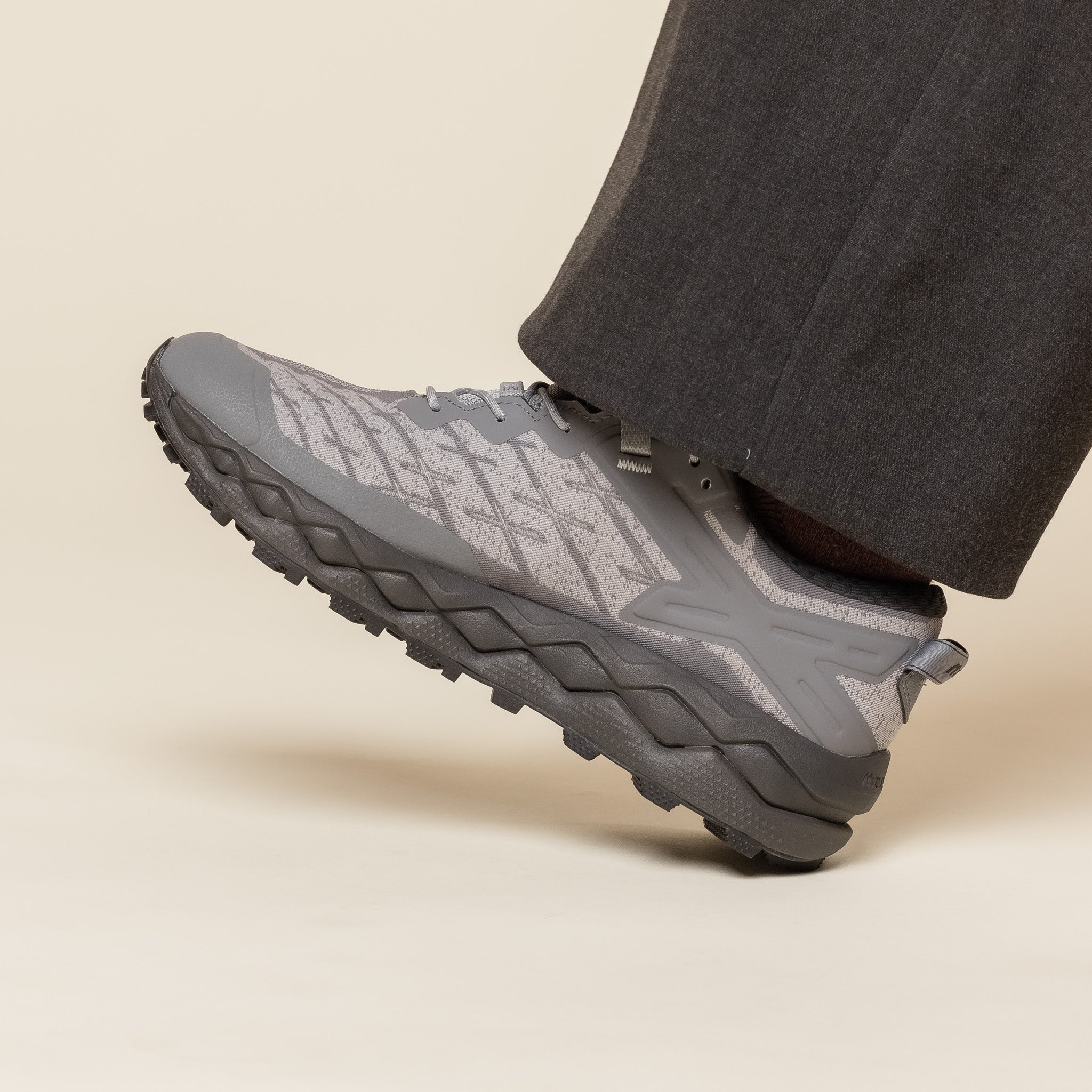 Mizuno - Wave Mujin LS Gore-Tex - Ultimate Grey / Quiet Shade / Harbour Grey