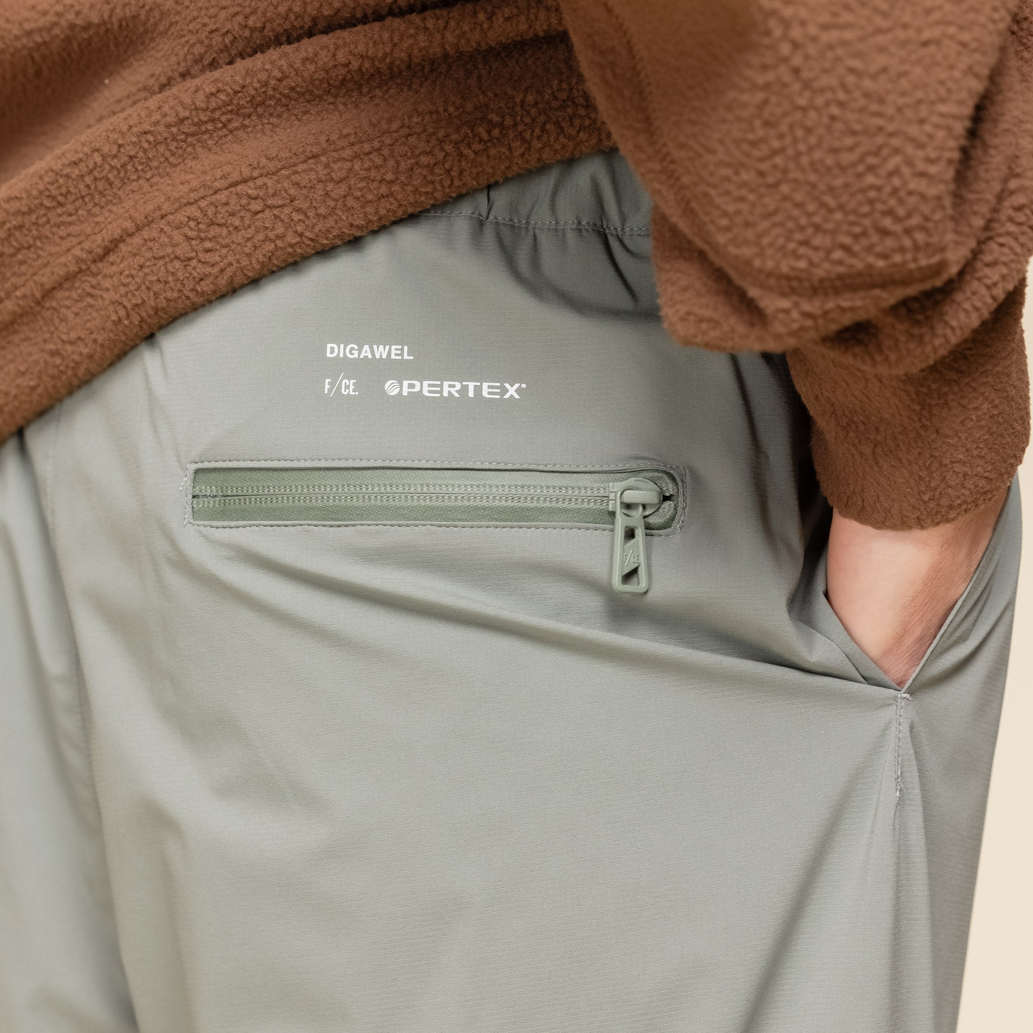 F/CE x Digawel - Pertex® Pin Tuck Easy Pant - Foliage Green