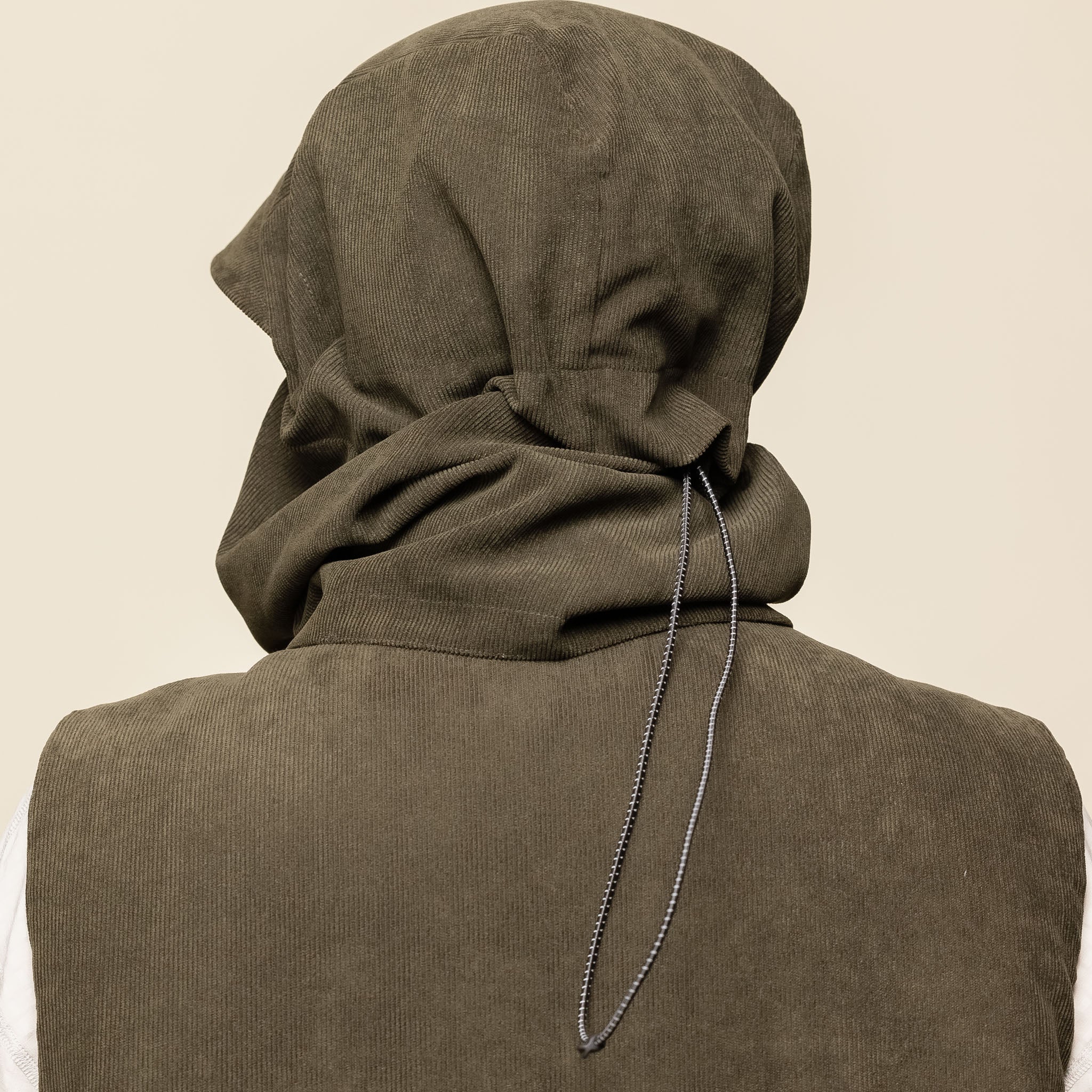 DEMARCOLAB - Active Cord Hooded Warmer - Olive "demarcolab" "demarcolab stockists" "demarcolab taiwan" "demarco lab"