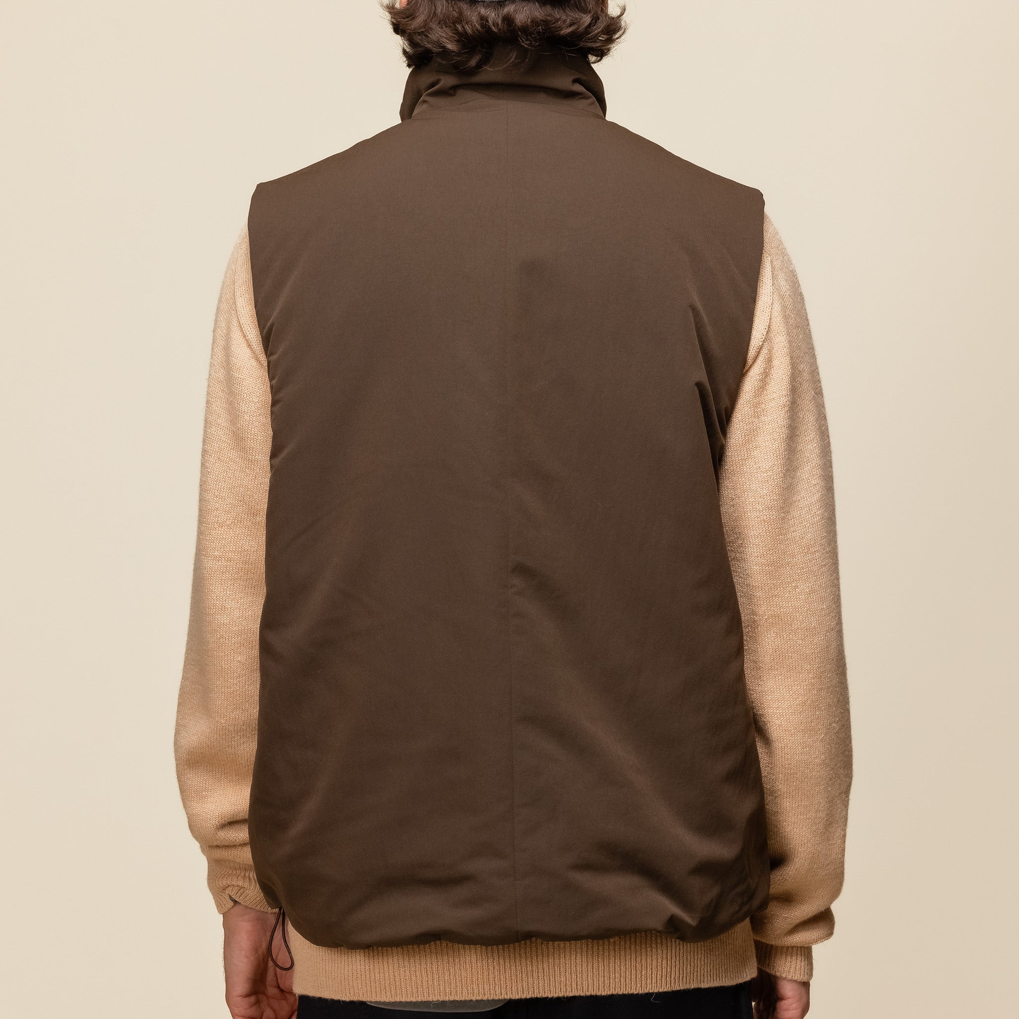 Still by Hand - Stand Collar Padded Vest Jacket - Brown VE01243