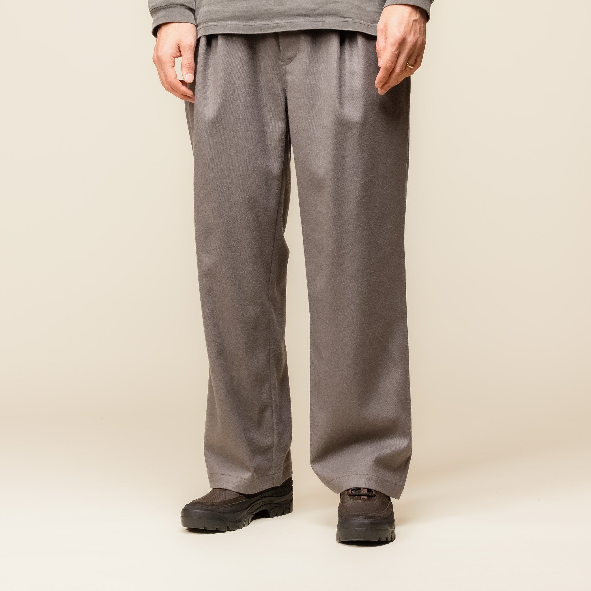 Still by Hand - Box Pleat Wool Pants - Greige PT07243 "still by hand uk stockist" "still by hand"