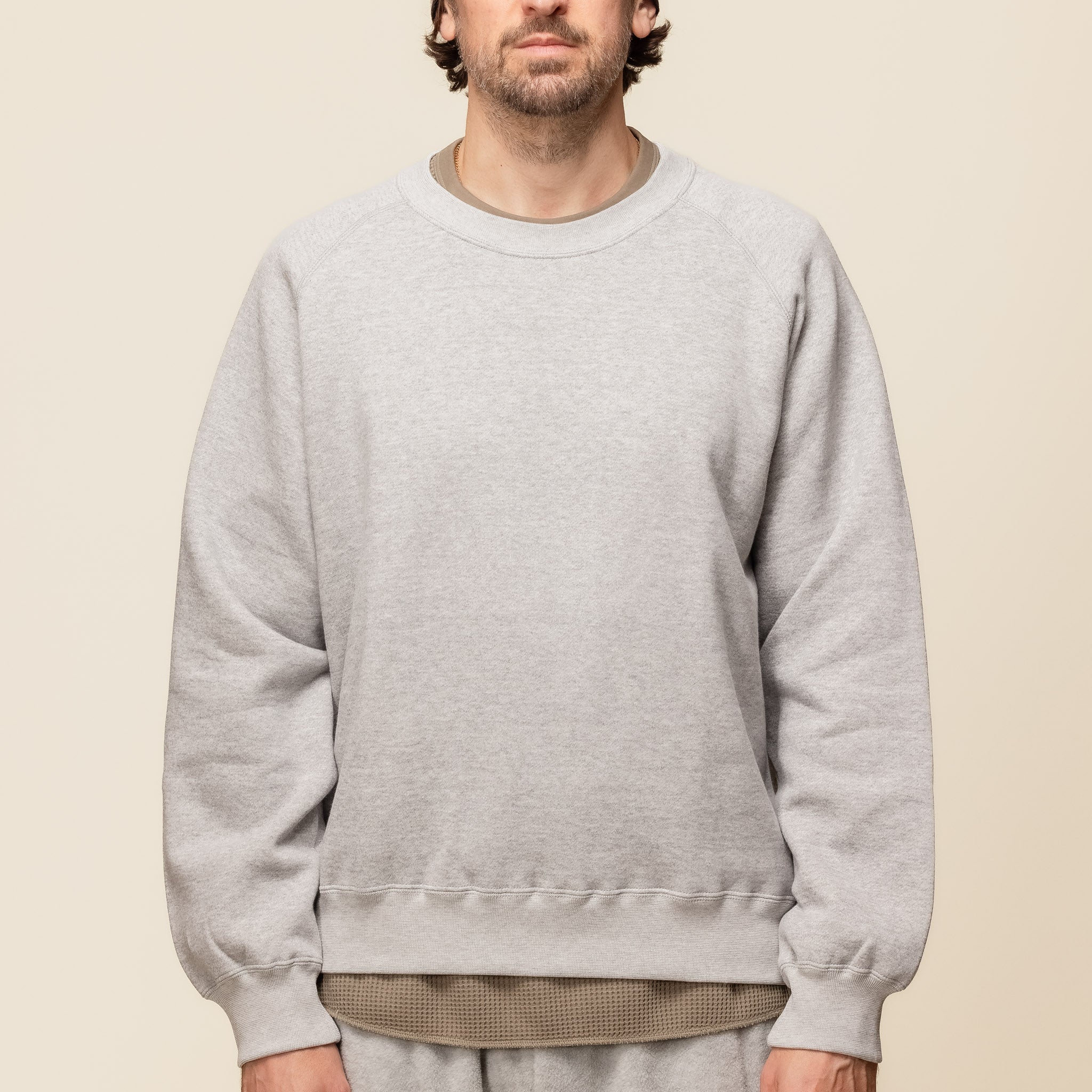 SO SHOP & HOSTEL NAKAMEGURO - Crew Neck Sweatshirt - Grey