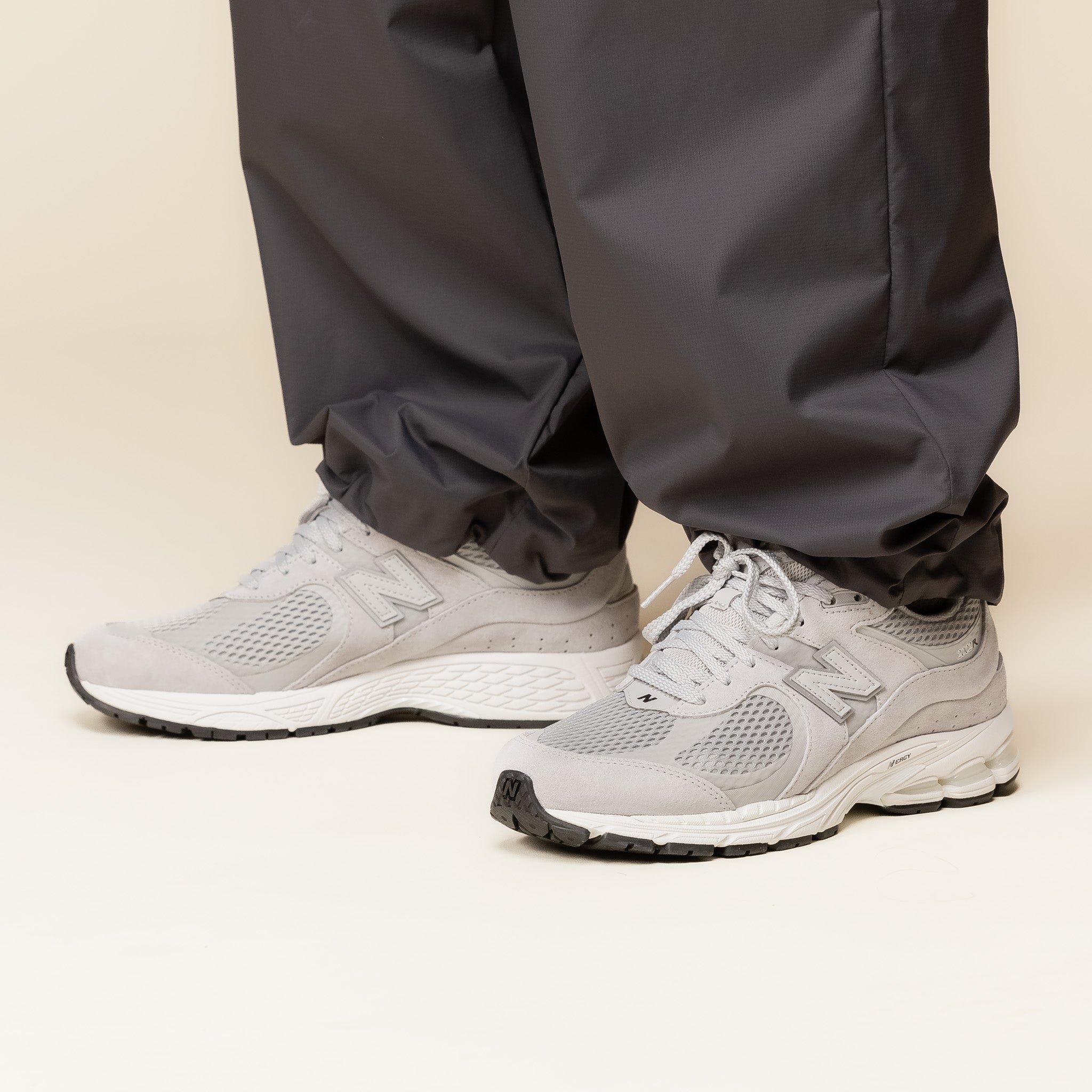 New Balance - 2002W - Raincloud, Silver Metallic & Black M2002WD