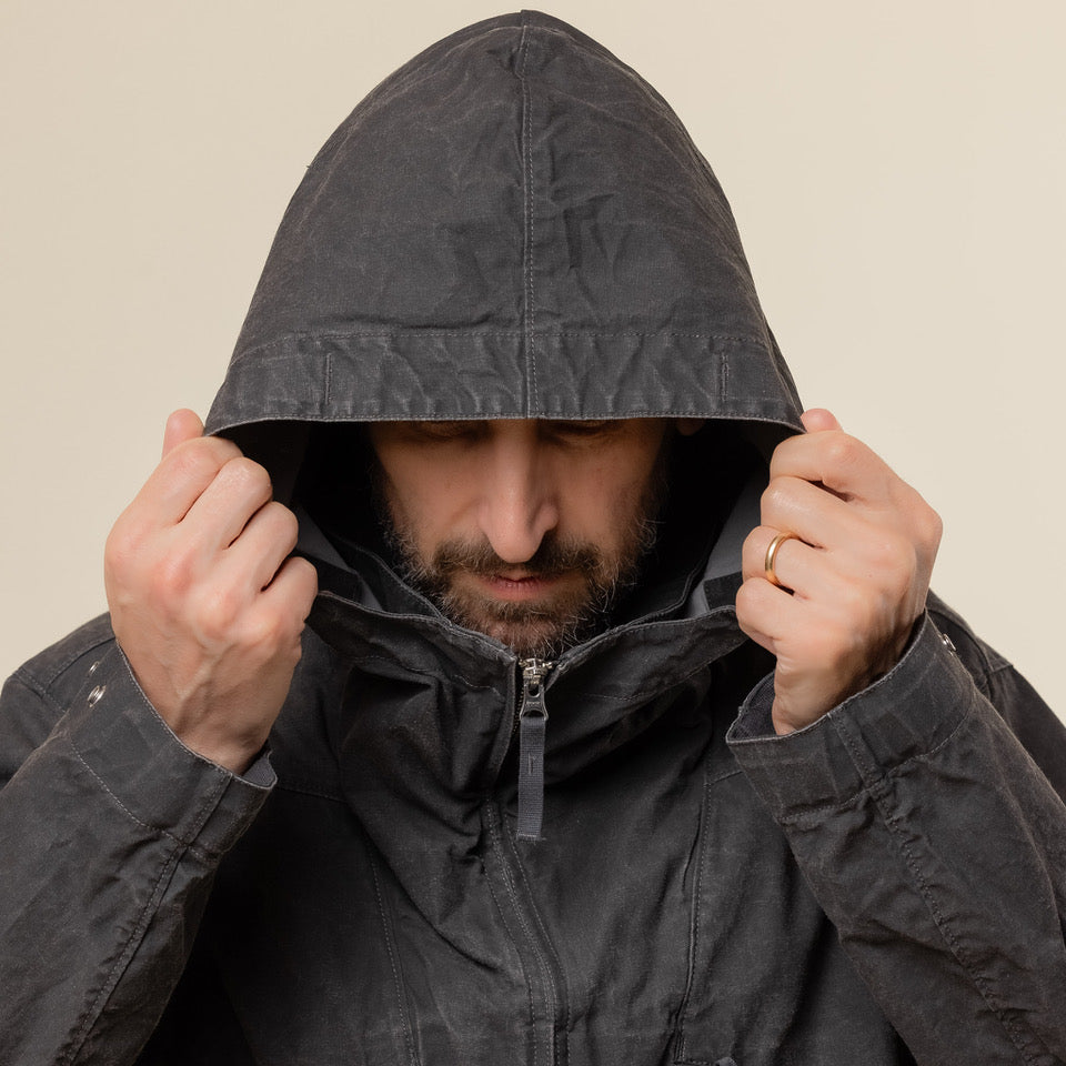 Stone Island - Tela Resinata No Seasons Hooded Jacket - Lead Grey