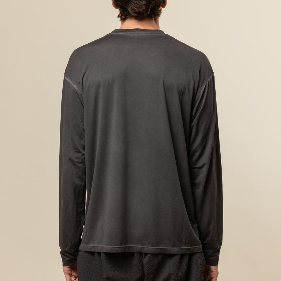 Satisfy Running - AuraLite™ Long T-Shirt - Pigment Black