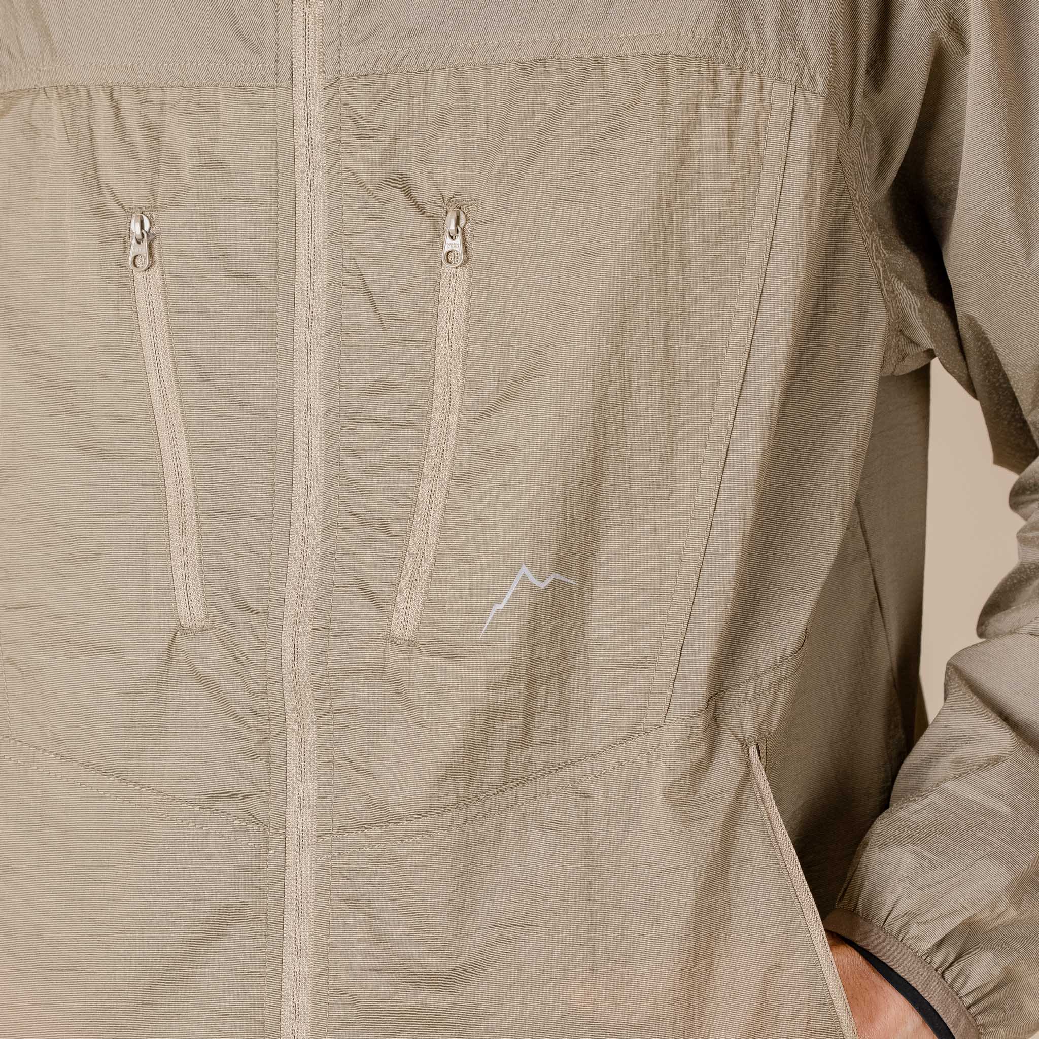 CAYL "Climb As You Love" - Reflective Wind Jacket - Sand Brown