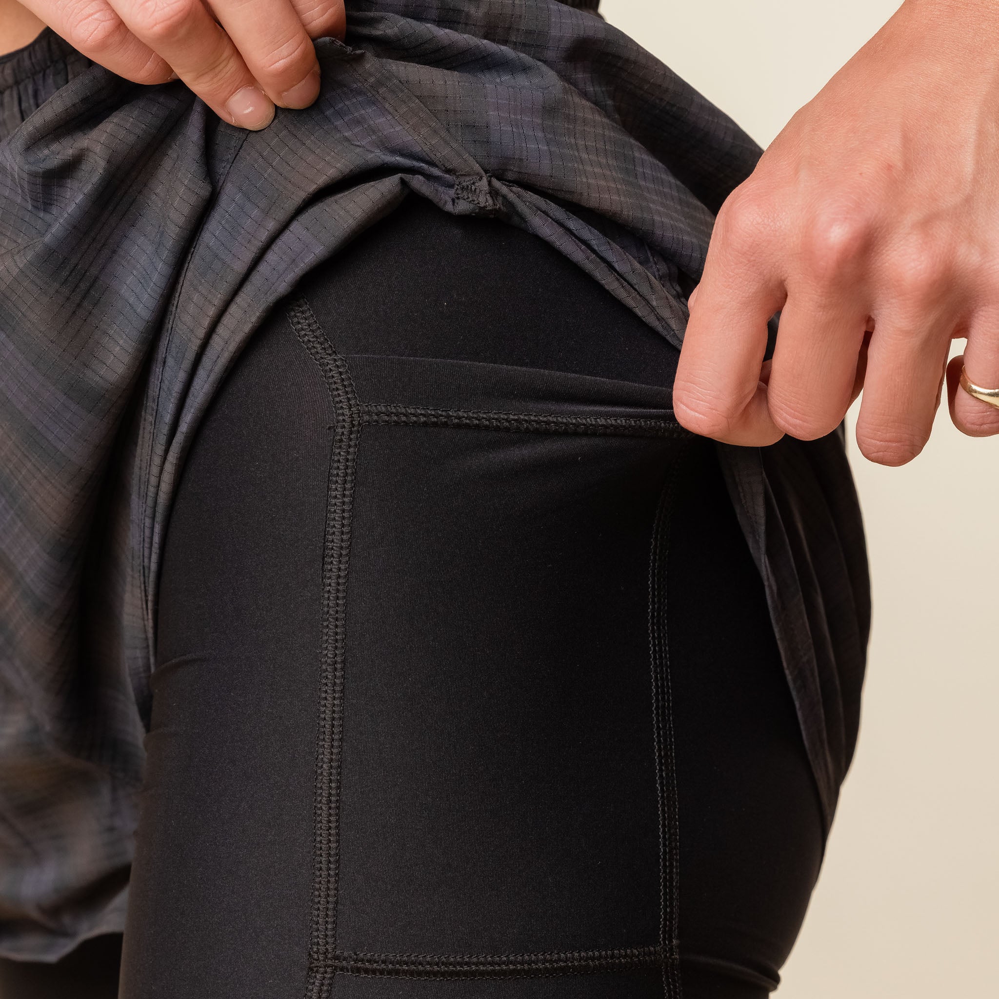 Literary Sport - Joni Run Short - Tartan