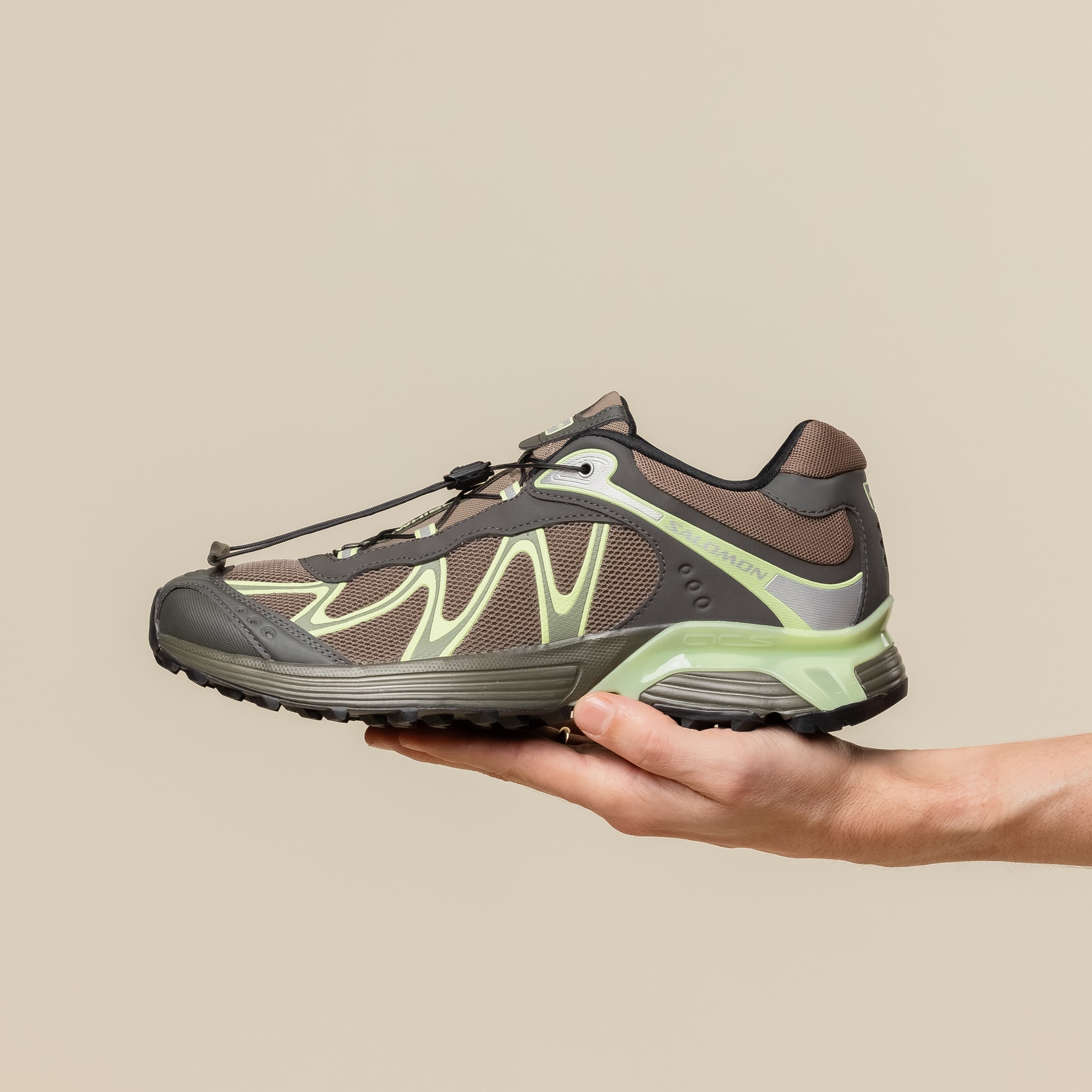 Salomon - XT Whisper - Walnut / Peat / Butterfly