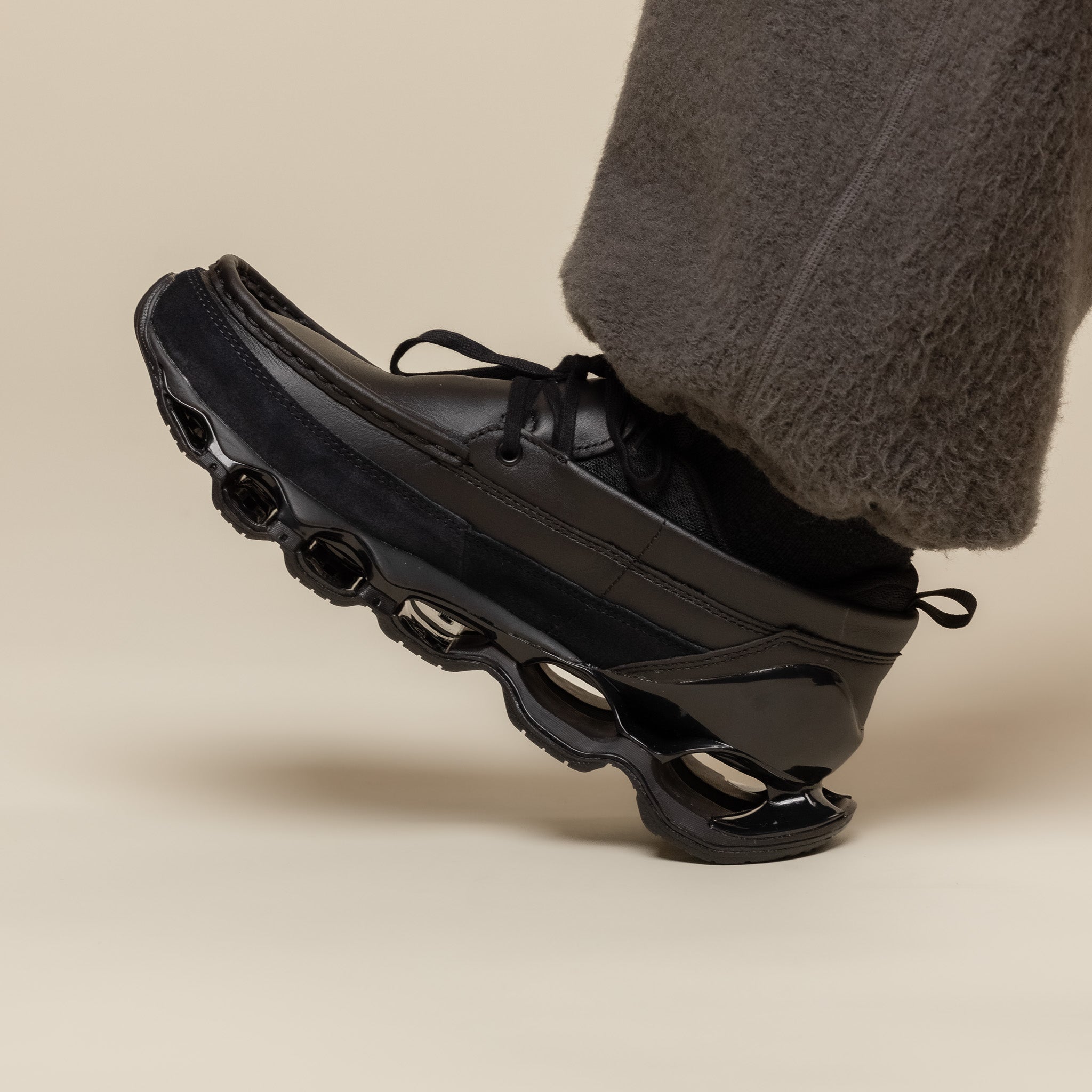 Mizuno - Wave Prophecy Moc Gore-Tex - Black