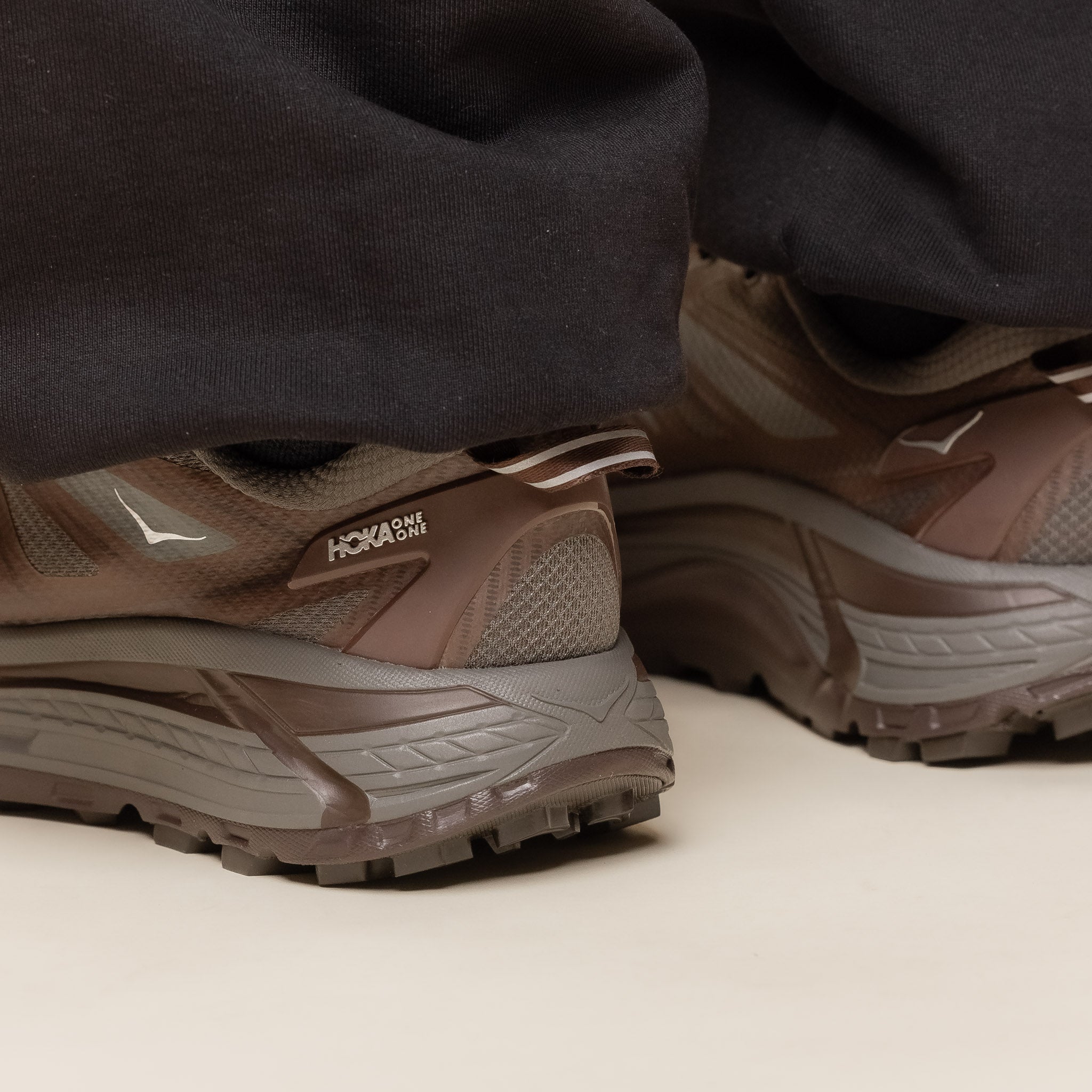 HOKA - Mafate Speed 2 Origins - Asphalt Grey / Walnut