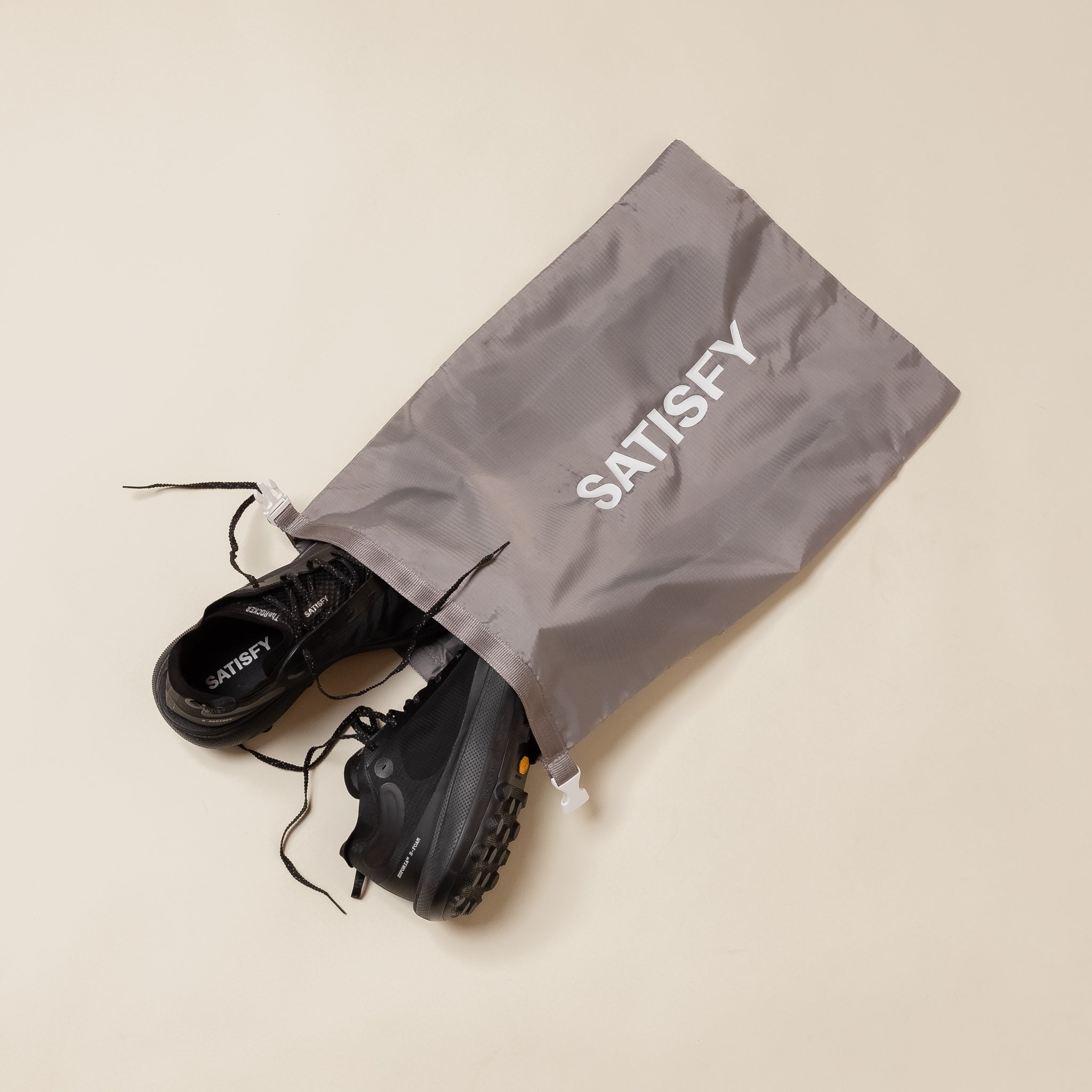 Satisfy - The ROCKER Trail Shoe - Jet Black