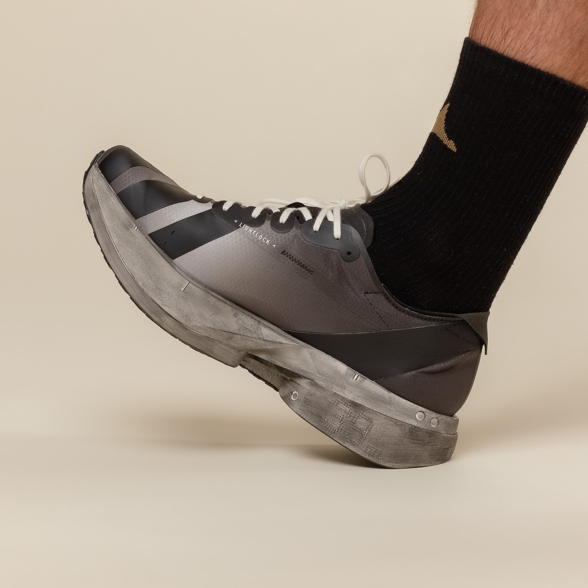 Adidas - Y-3 ADIOS PRO 4 - Black / Off White / Grey Five