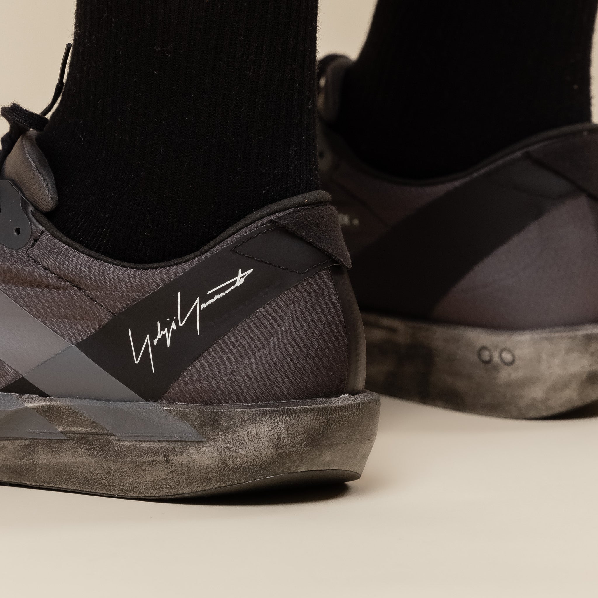 Adidas - Y-3 ADIOS 9 - Black / Grey Five / Off White