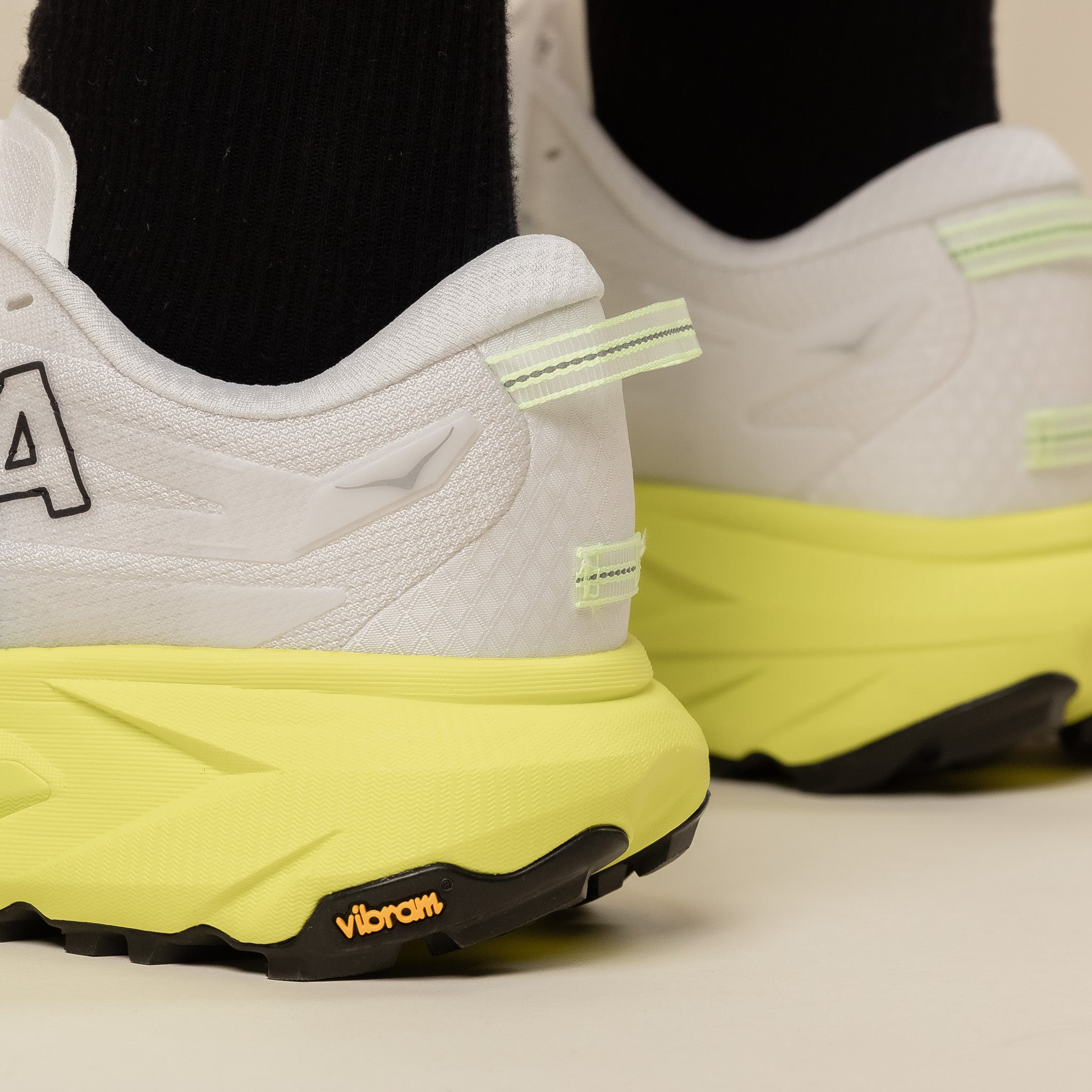 HOKA - Mafate 5 - Frost / Hoka Citrus