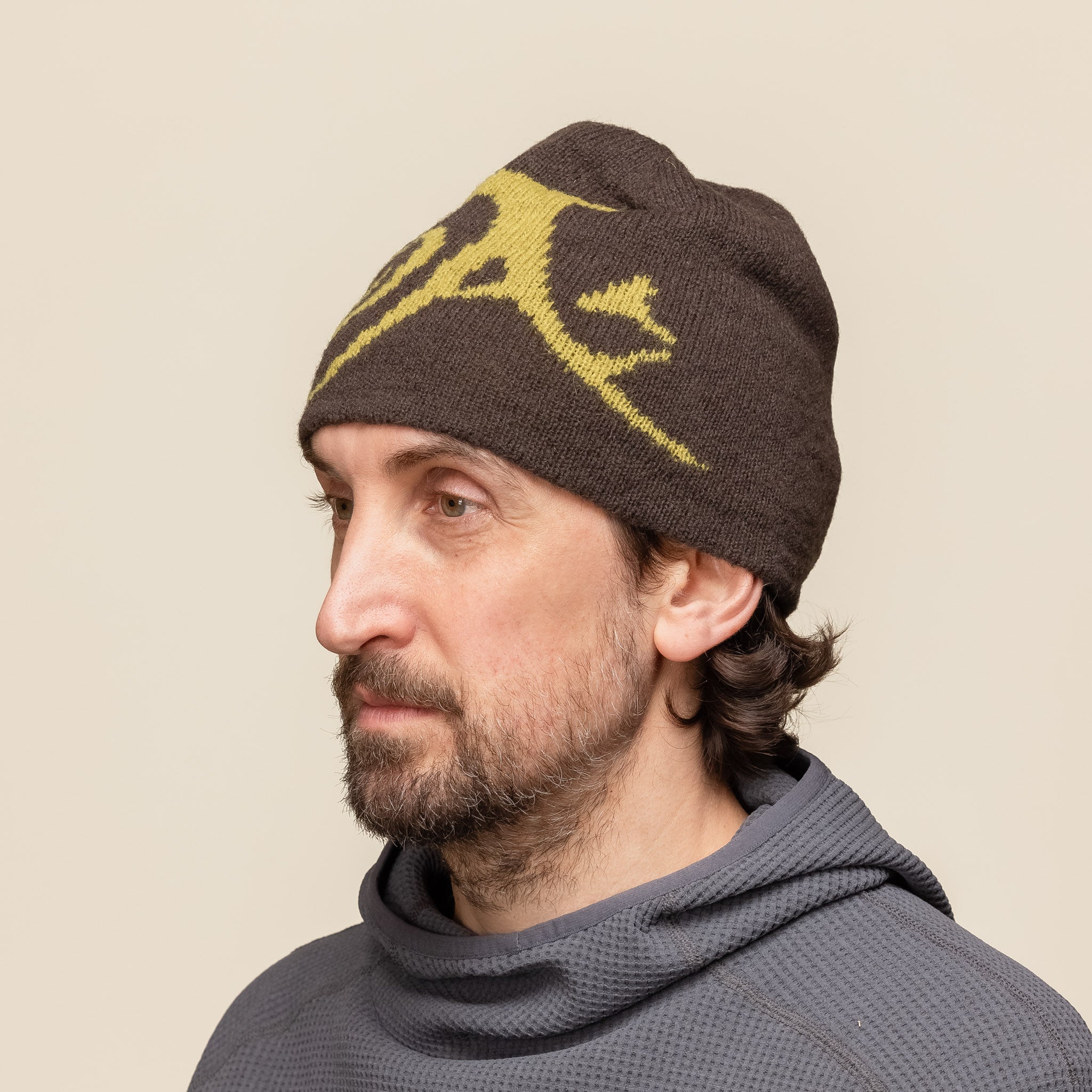 Roa Hiking - Graphic Beanie - Taupe Brown