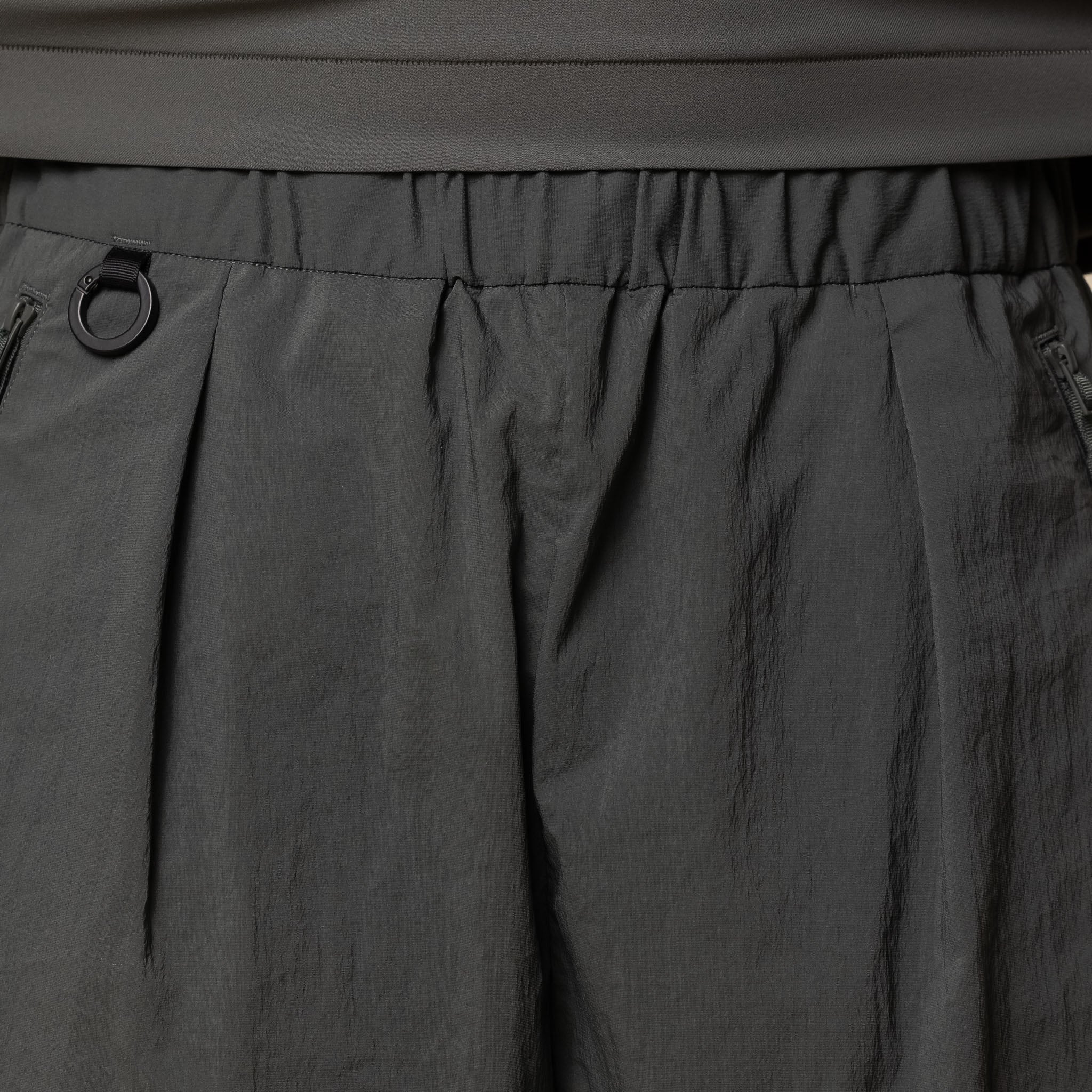 Descente IO - Lightweight Shorts - Slate Forest
