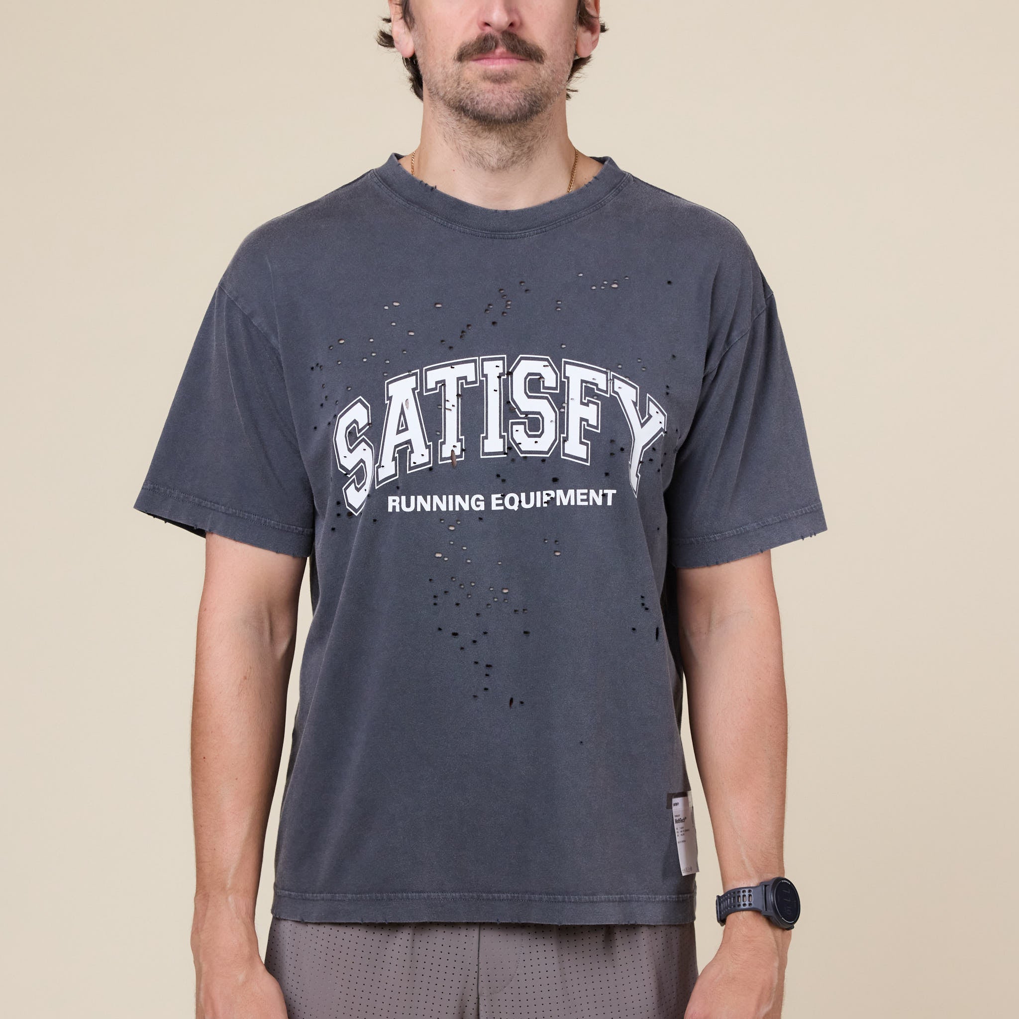 Satisfy Running - MothTech™ T‑Shirt - Aged Black