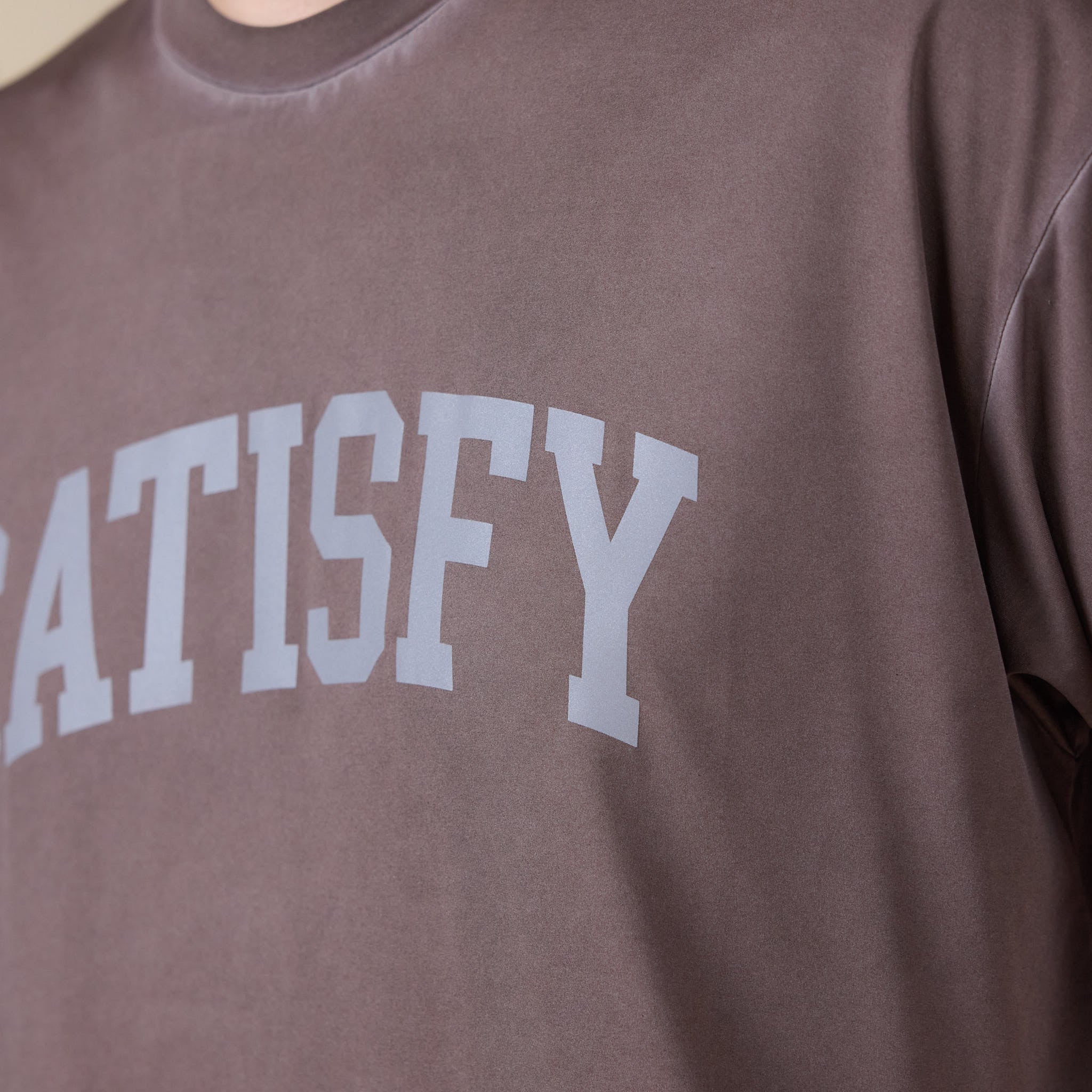 Satisfy Running - AuraLite™ T-Shirt - Pigment Brown