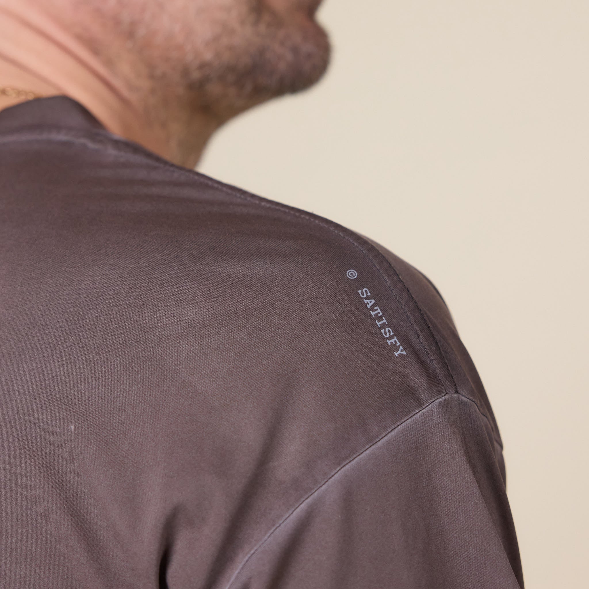 Satisfy Running - AuraLite™ T-Shirt - Pigment Brown
