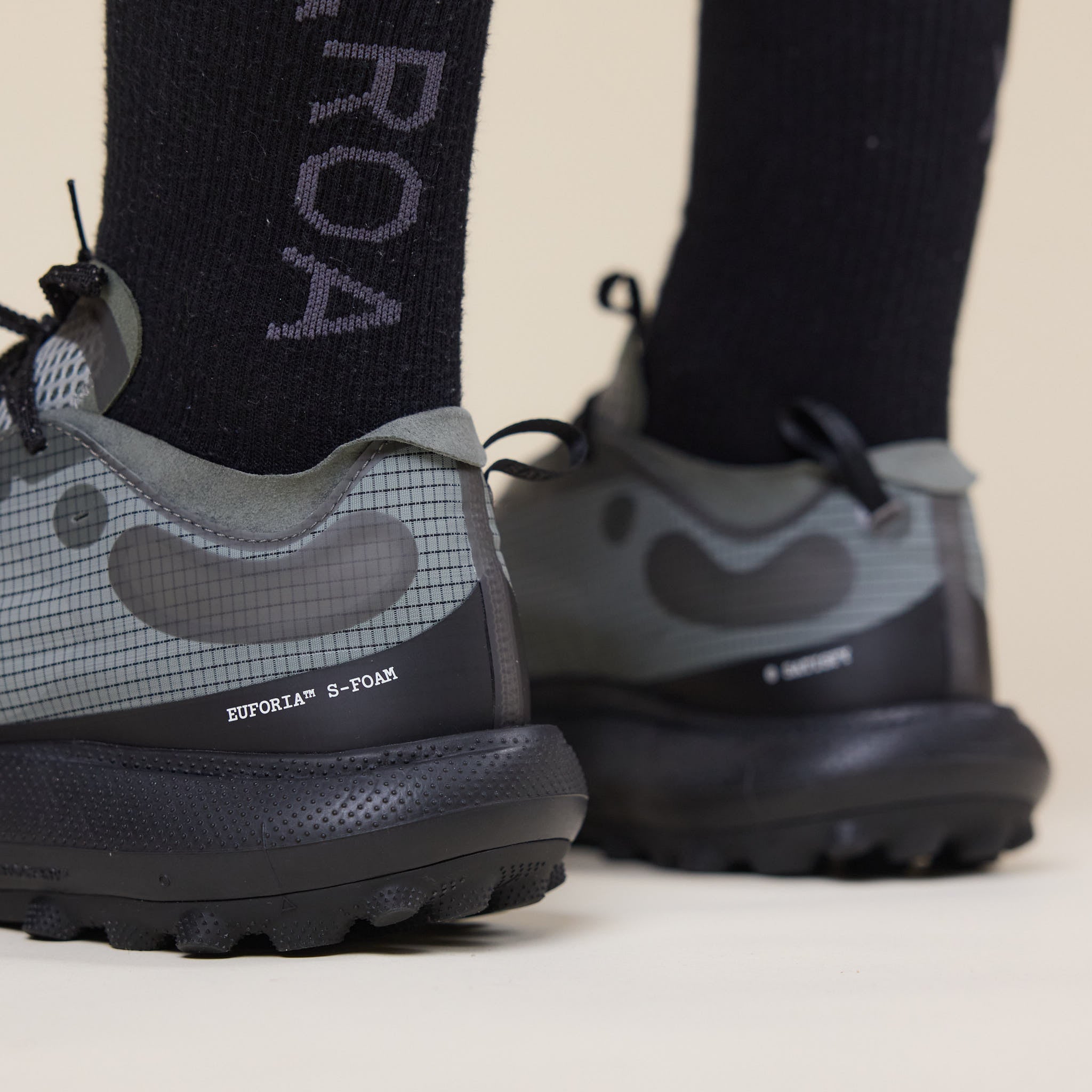 Satisfy - The ROCKER Trail Shoe - Shadow