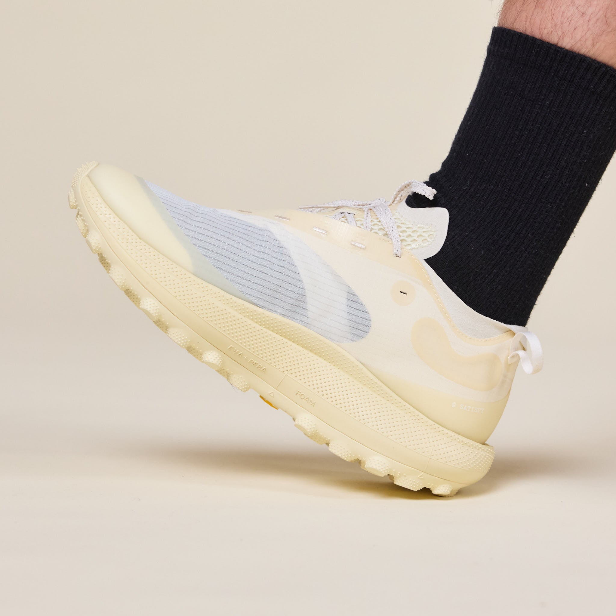 Satisfy - The ROCKER Trail Shoe - Antique White