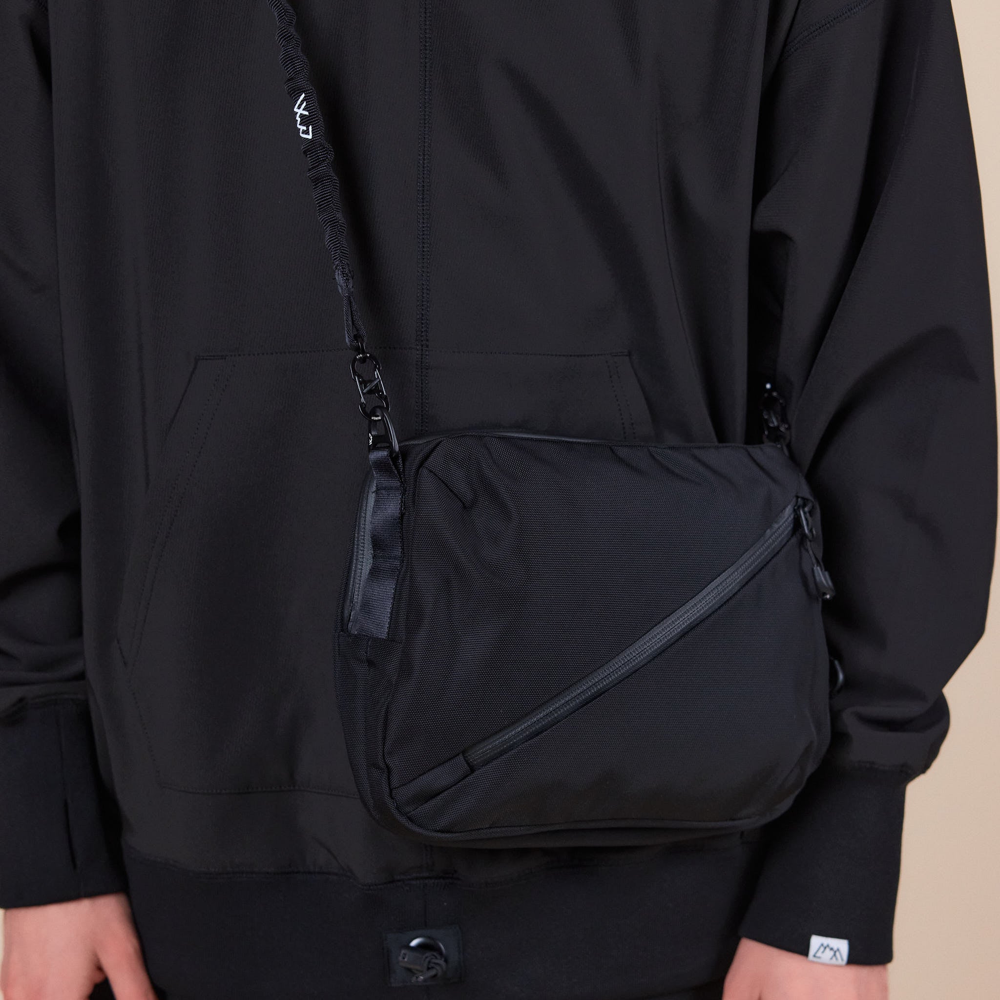 CMF Comfy Outdoor Garment - Sachosh Combo Smooth Nylon - Black