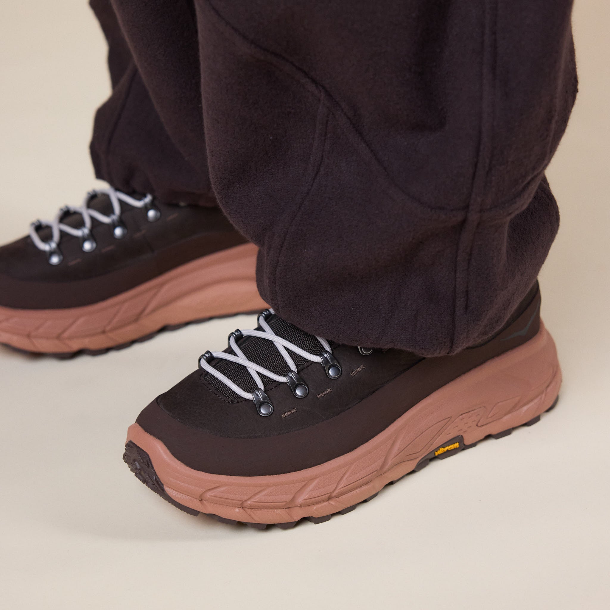 HOKA - Tor Summit Hiking Shoe - Cast Iron / Walnut