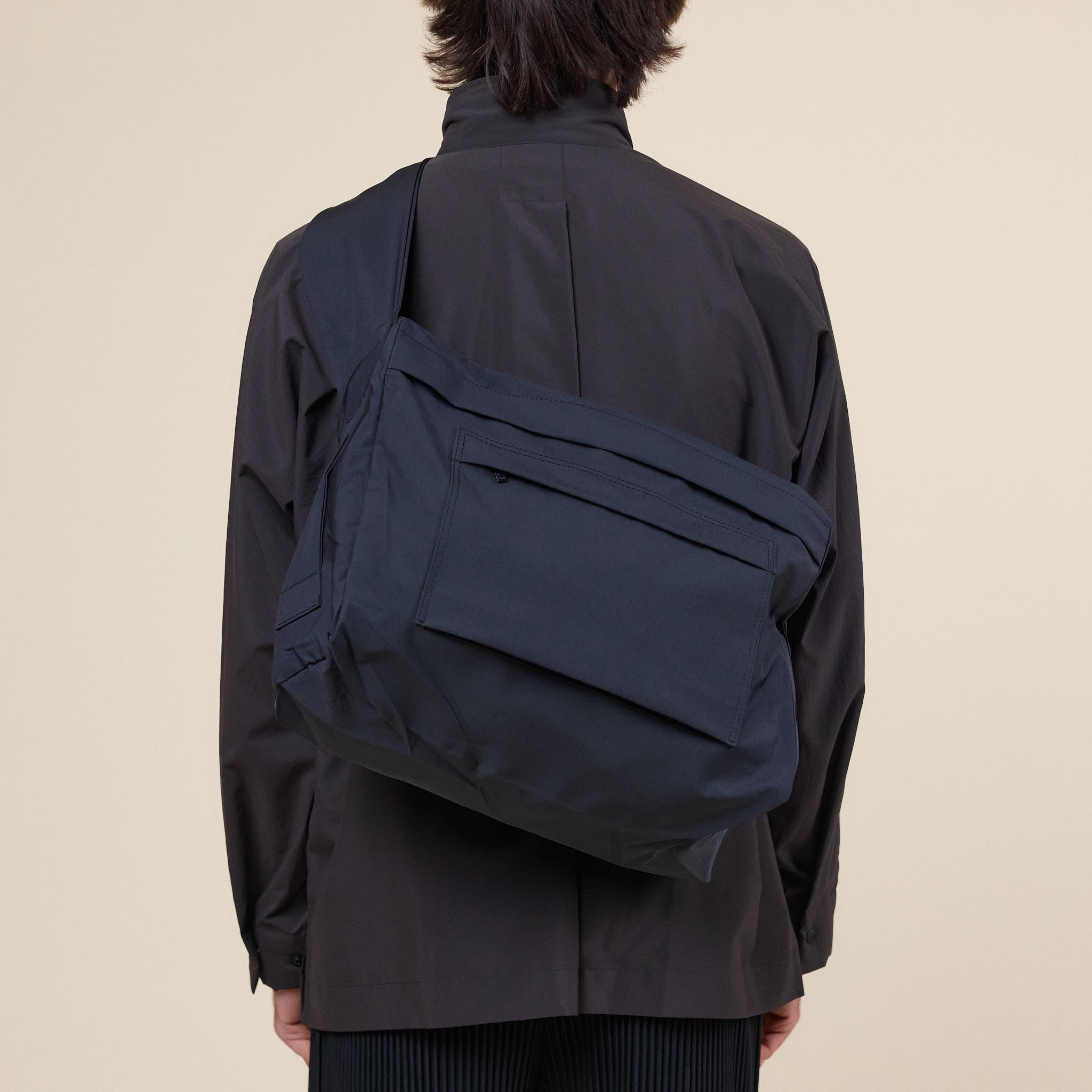 Homme Plissé Issey Miyake - Stone Bag - Black