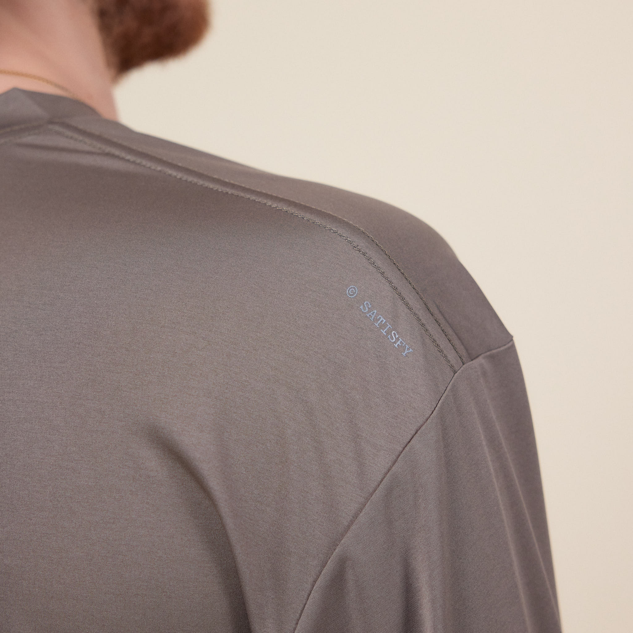 Satisfy Running - AuraLite™ Long T-Shirt - Falcon