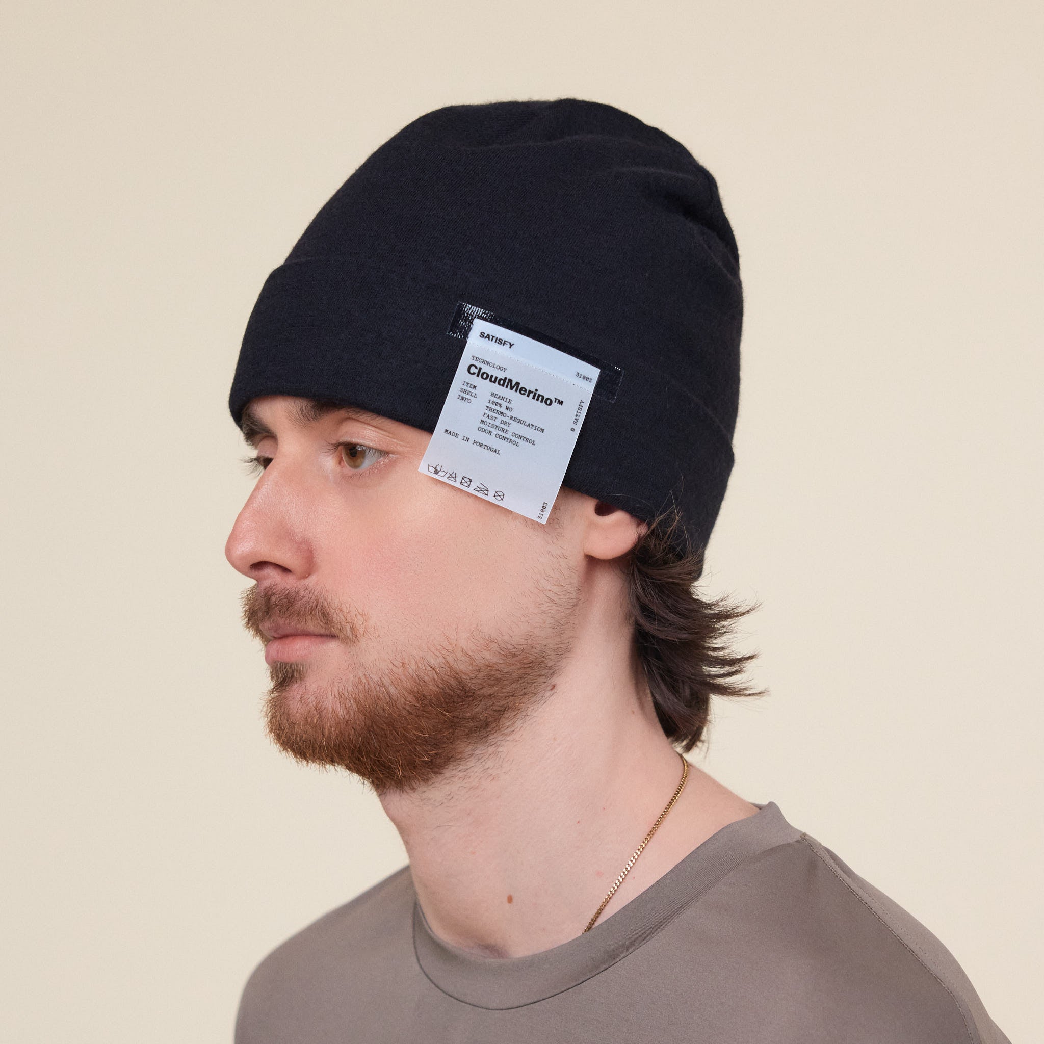 Satisfy Running - CloudMerino™ Beanie - Black