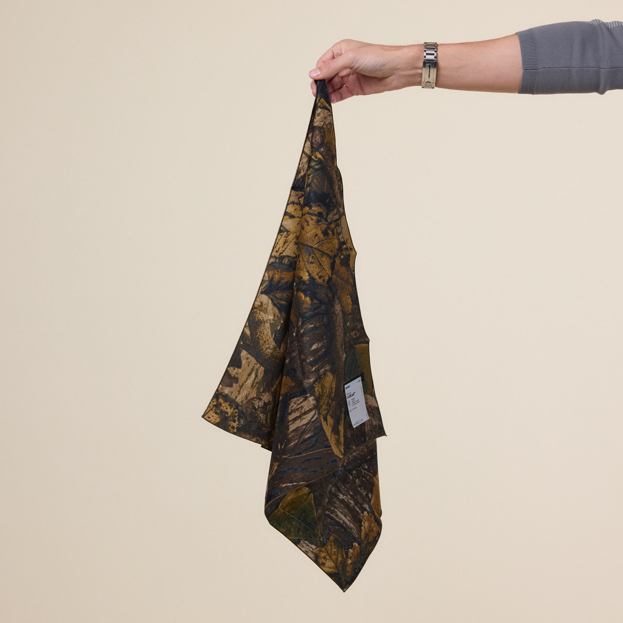 Satisfy Running - SoftCell™ Bandana - Camo Leaves
