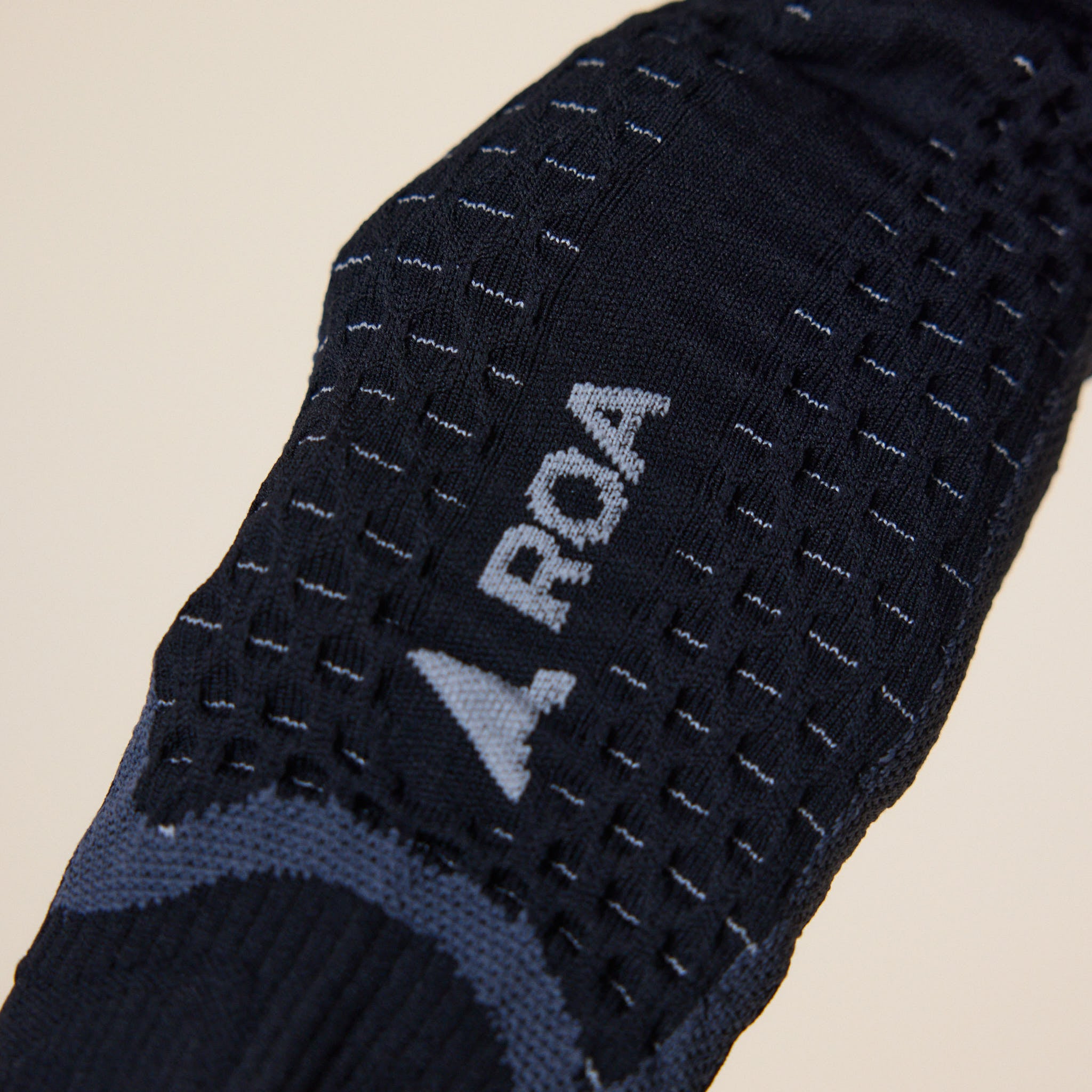Roa Hiking - Bones Logo Q-Skin Technical Socks - Black