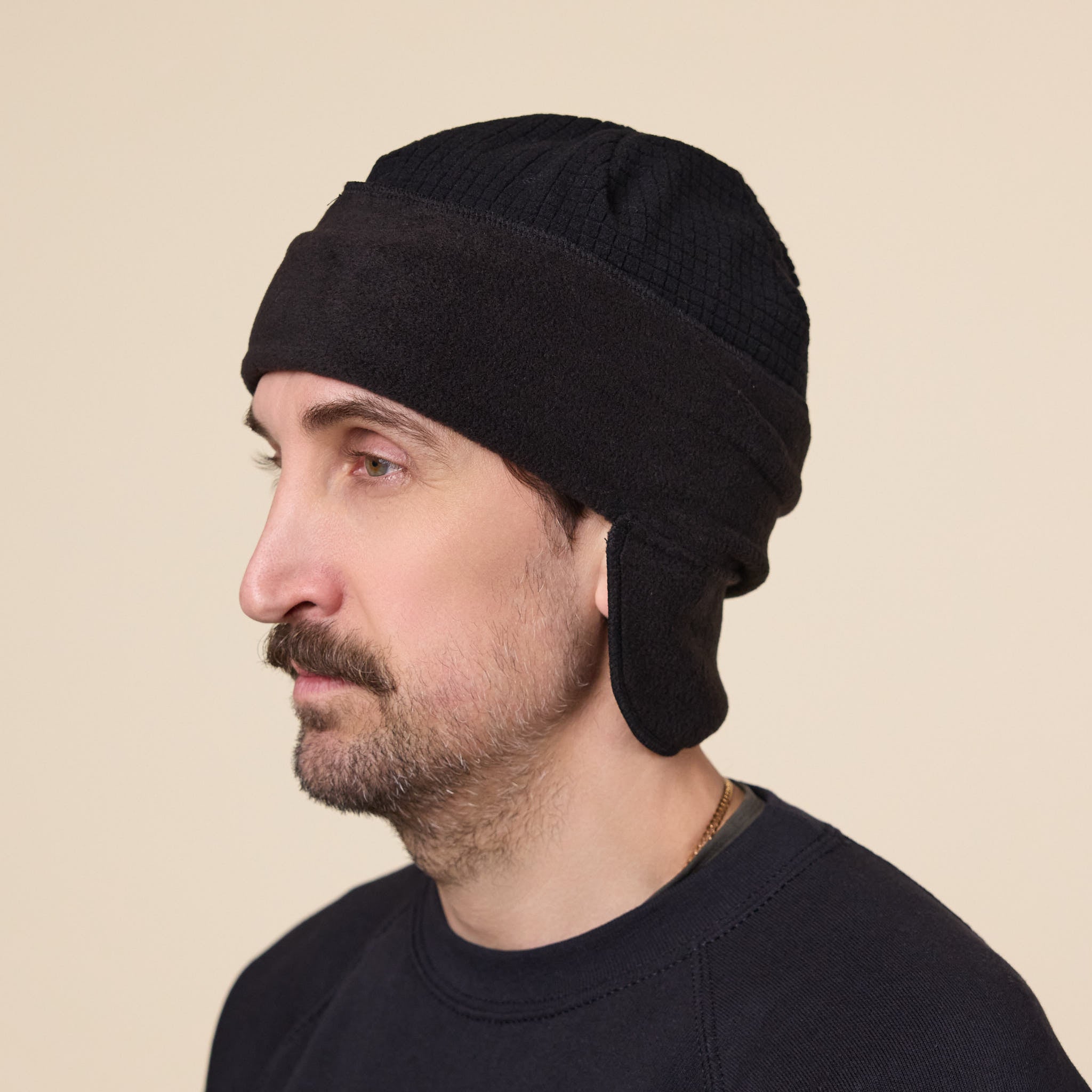 Found Feather - City Beanie Grid x Fleece - Black
