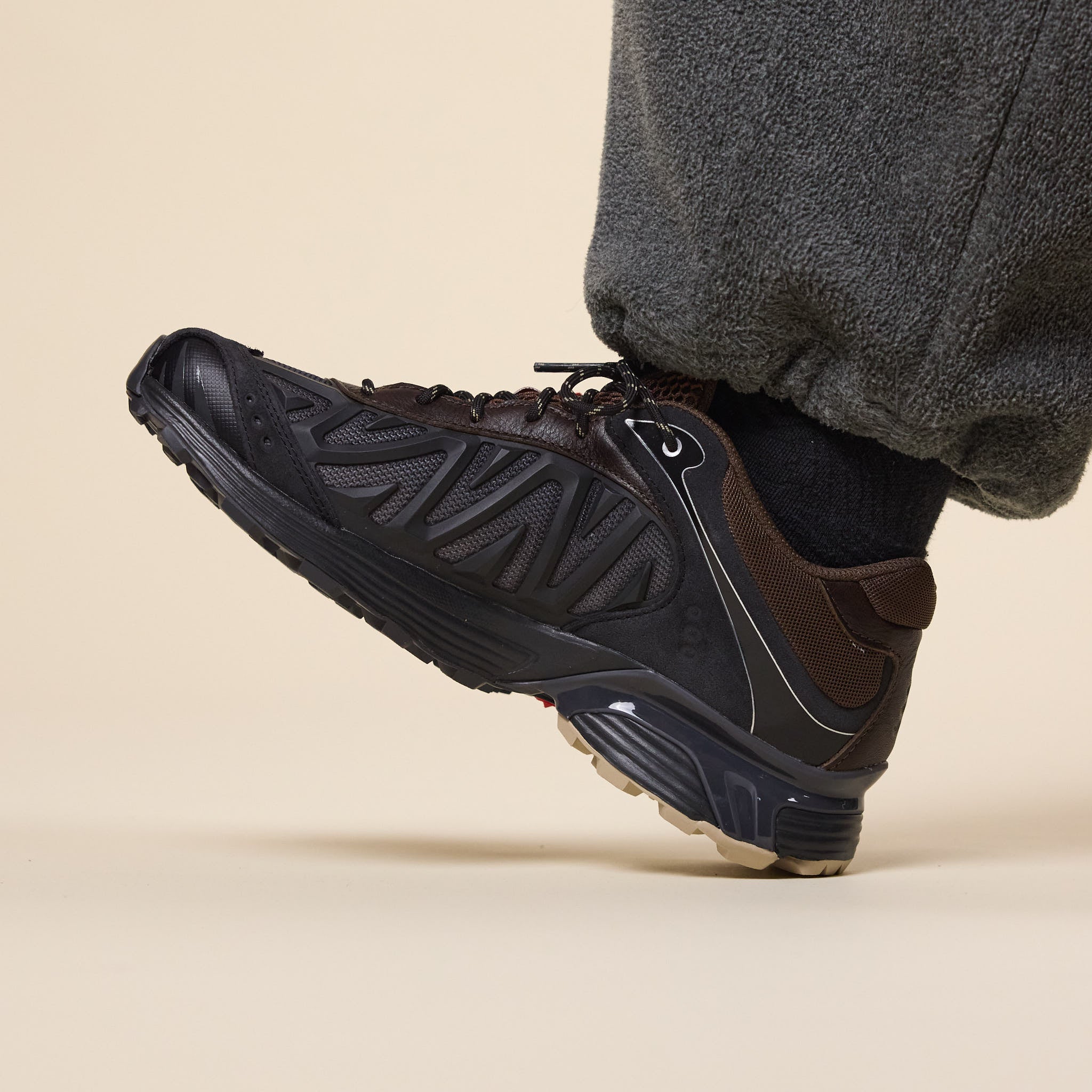 Salomon x Aries - XT Whisper - Black / Earth Brown / Asphalt