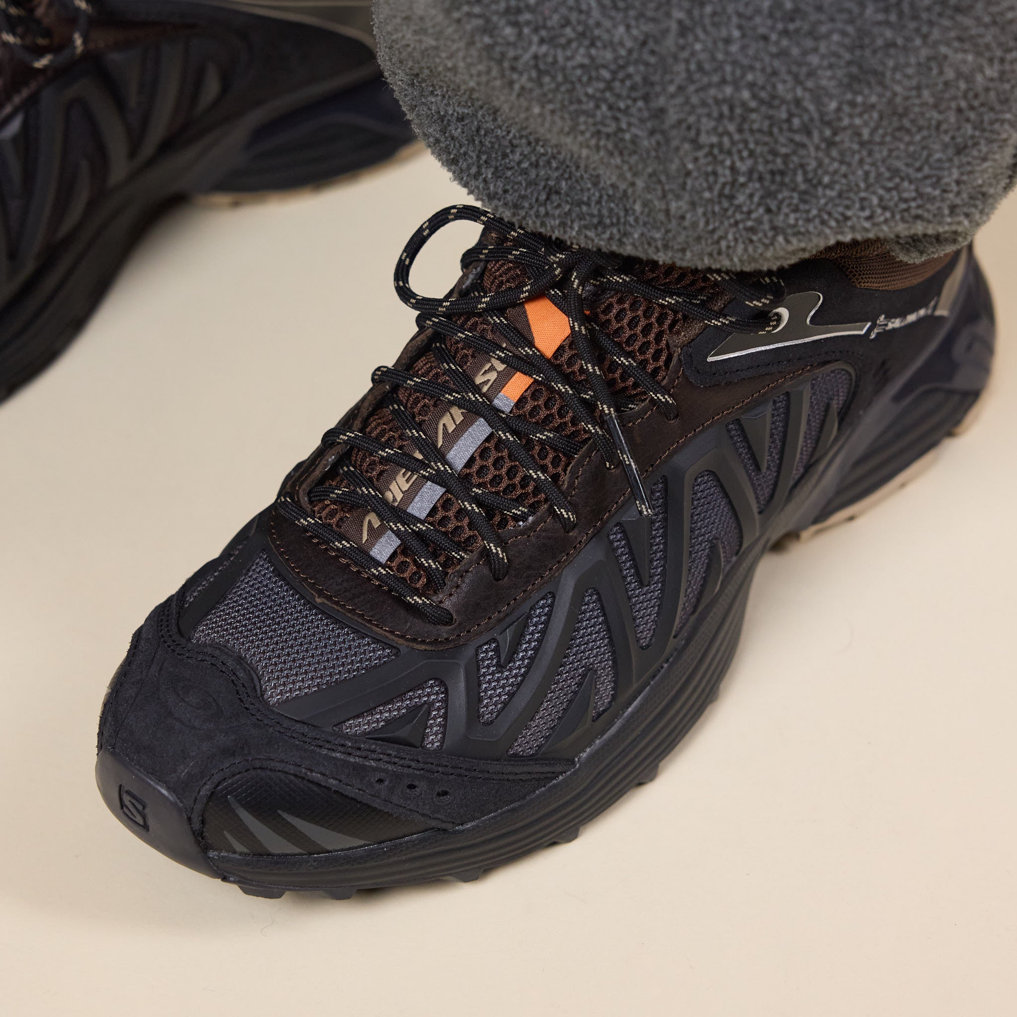 Salomon x Aries - XT Whisper - Black / Earth Brown / Asphalt