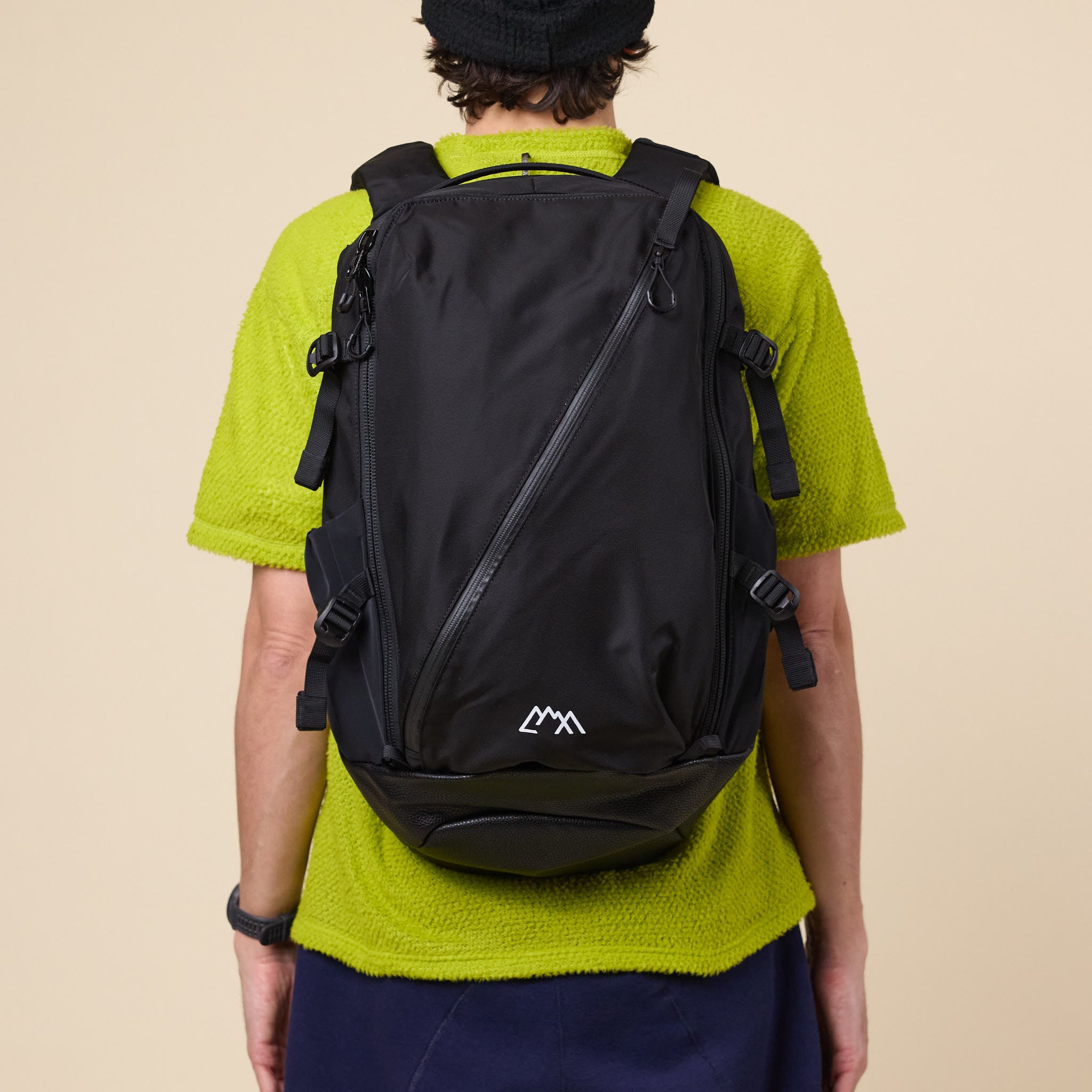 CMF Comfy Outdoor Garment - Backpackerz 32 Smooth Nylon Backpack - Black